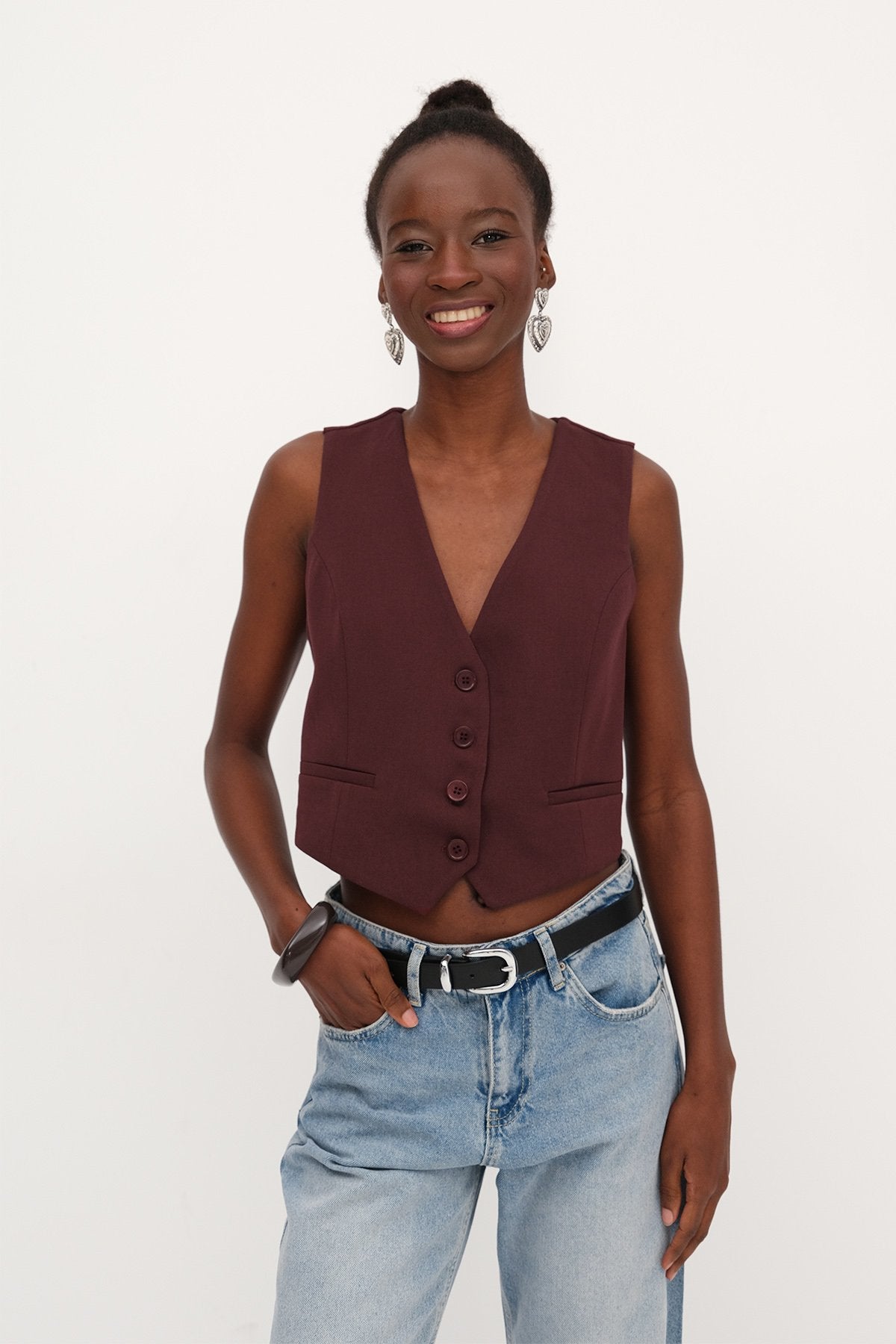 Gardenia_Buttoned-Vest-with-Pocket-Details-addax