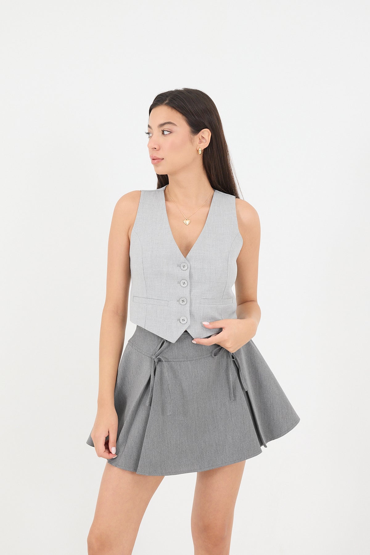 Light-Grey_Buttoned-Vest-with-Pocket-Details-addax