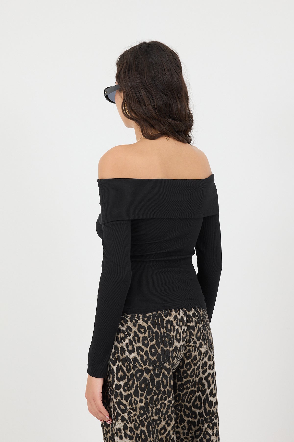 Black_Madonna-Collar-Modal-Blouse-addax