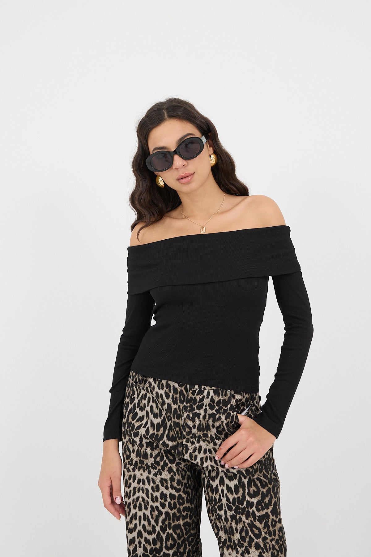 Black_Madonna-Collar-Modal-Blouse-addax