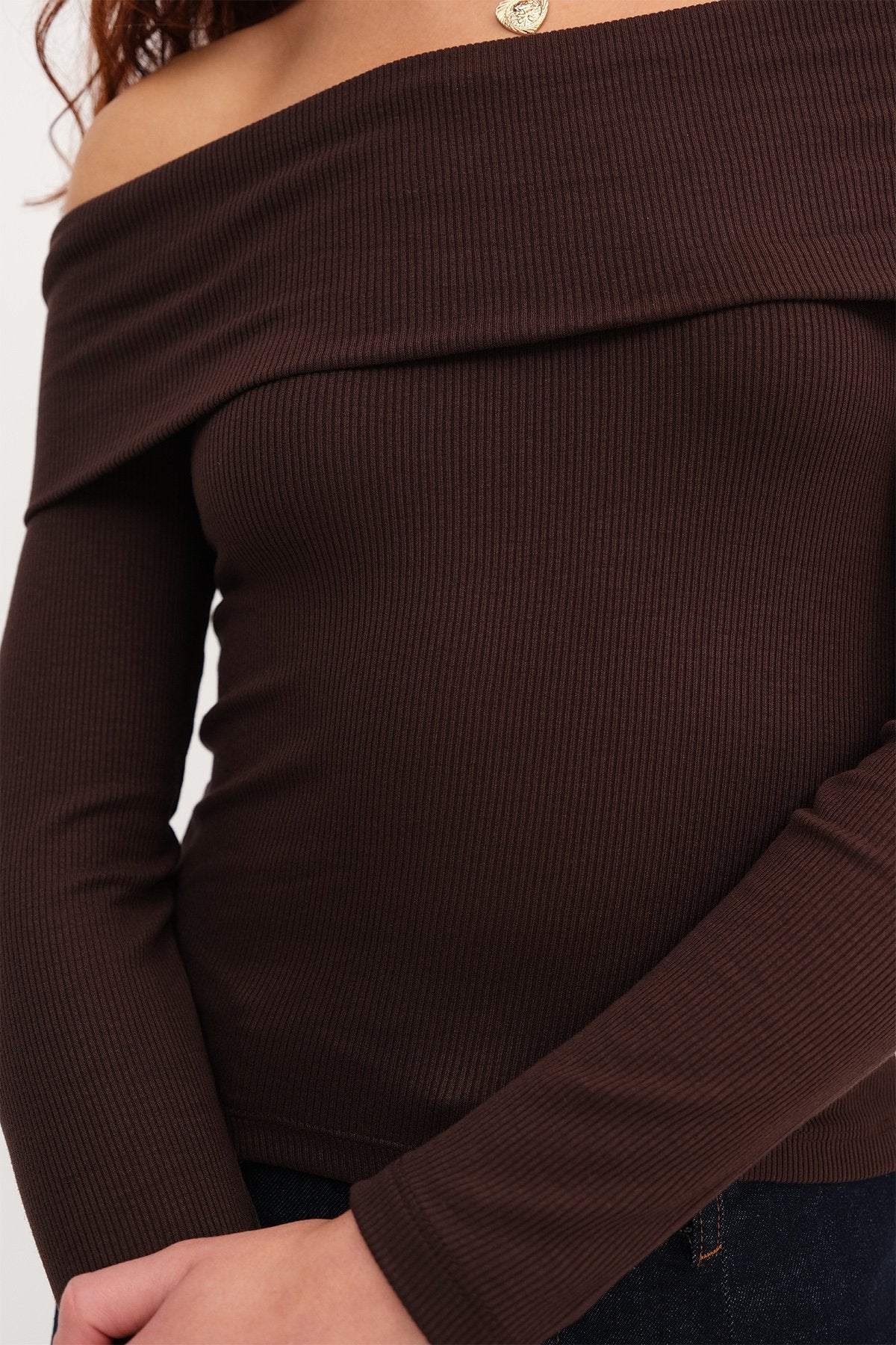 Bitter-Coffee_Madonna-Collar-Modal-Blouse-addax