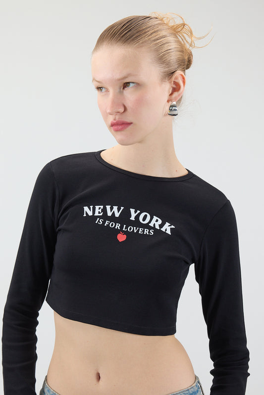 Black_New-York-Is-For-Lovers-Crop-Top-addax