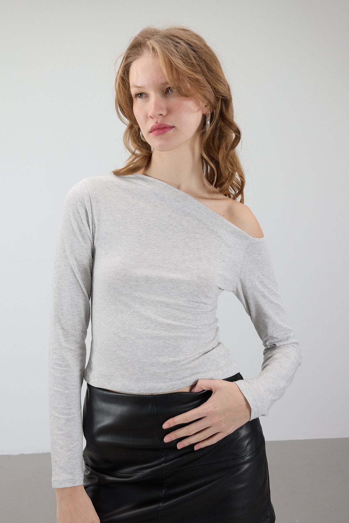 Snow-Melange_Asymmetrical-Collar-Long-Sleeve-Blouse-addax