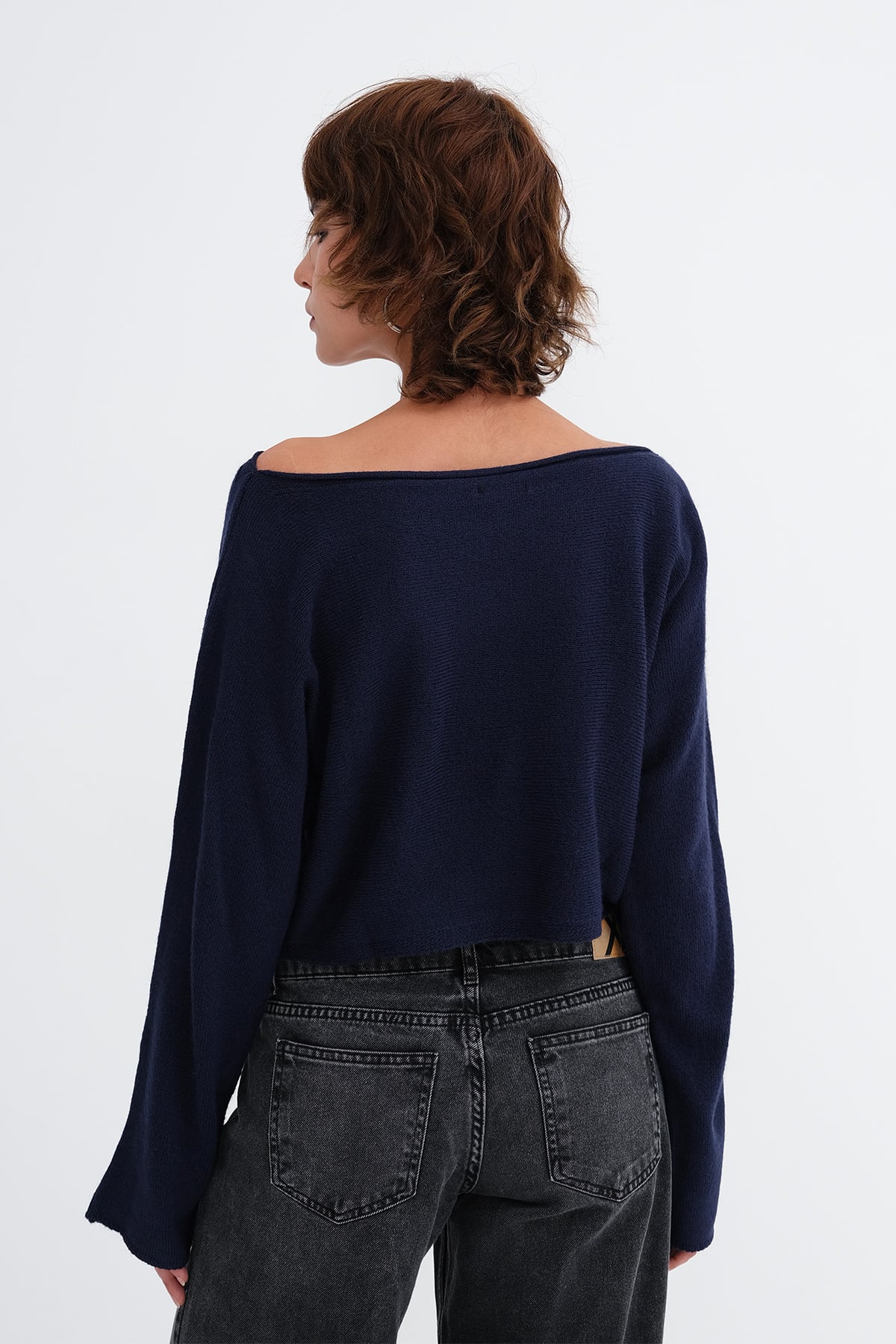 Dark-Night-Blue_Boat-Neck-Long-Sleeve-Crop-Knitwear-Sweater-addax