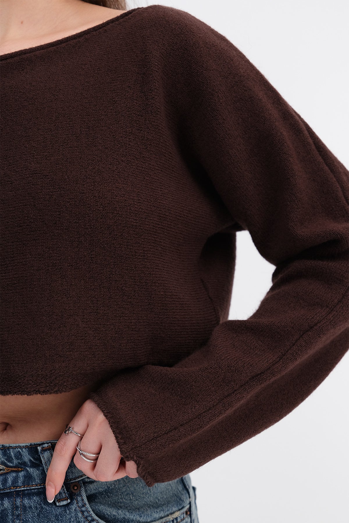 Bitter-Coffee_Boat-Neck-Long-Sleeve-Crop-Knitwear-Sweater-addax