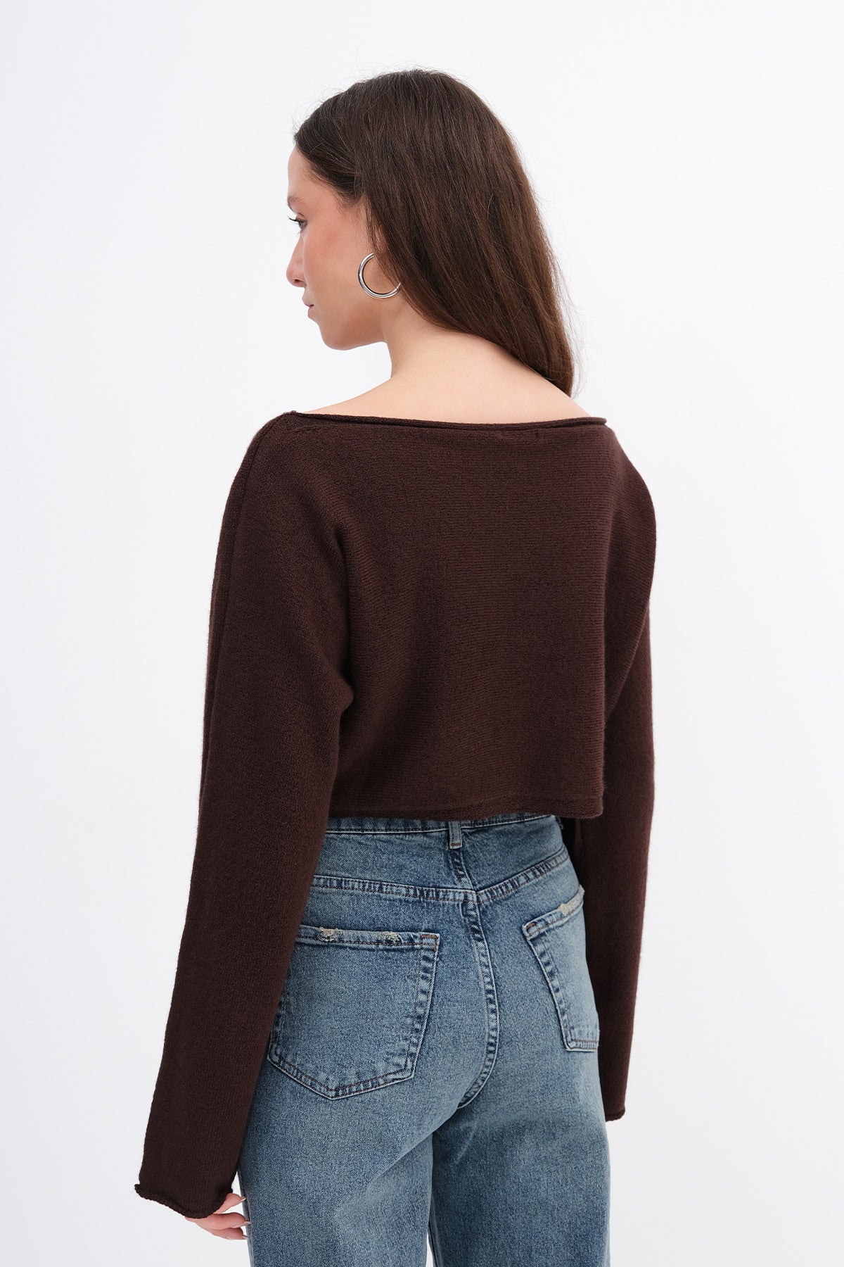 Bitter-Coffee_Boat-Neck-Long-Sleeve-Crop-Knitwear-Sweater-addax