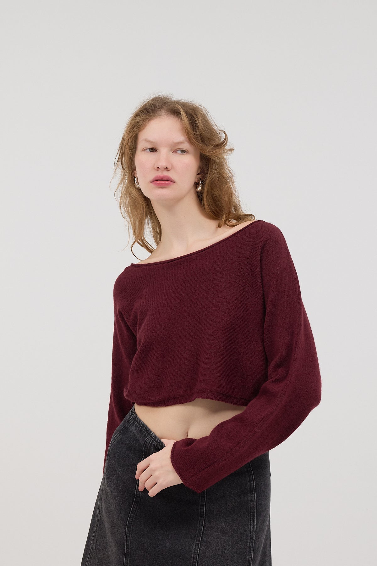 Light-Burgundy_Boat-Neck-Long-Sleeve-Crop-Knitwear-Sweater-addax