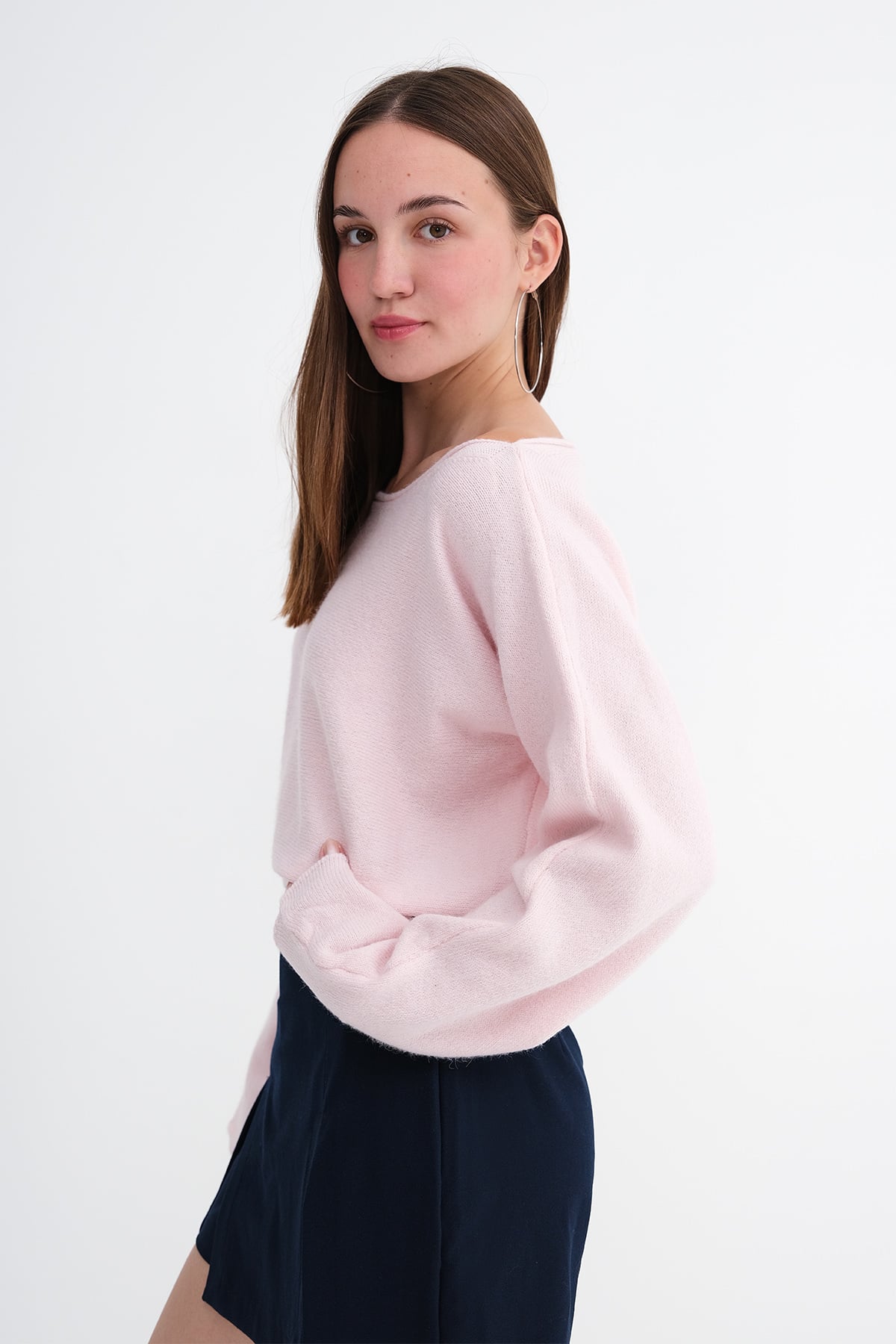 Lotus_Boat-Neck-Long-Sleeve-Crop-Knitwear-Sweater-addax
