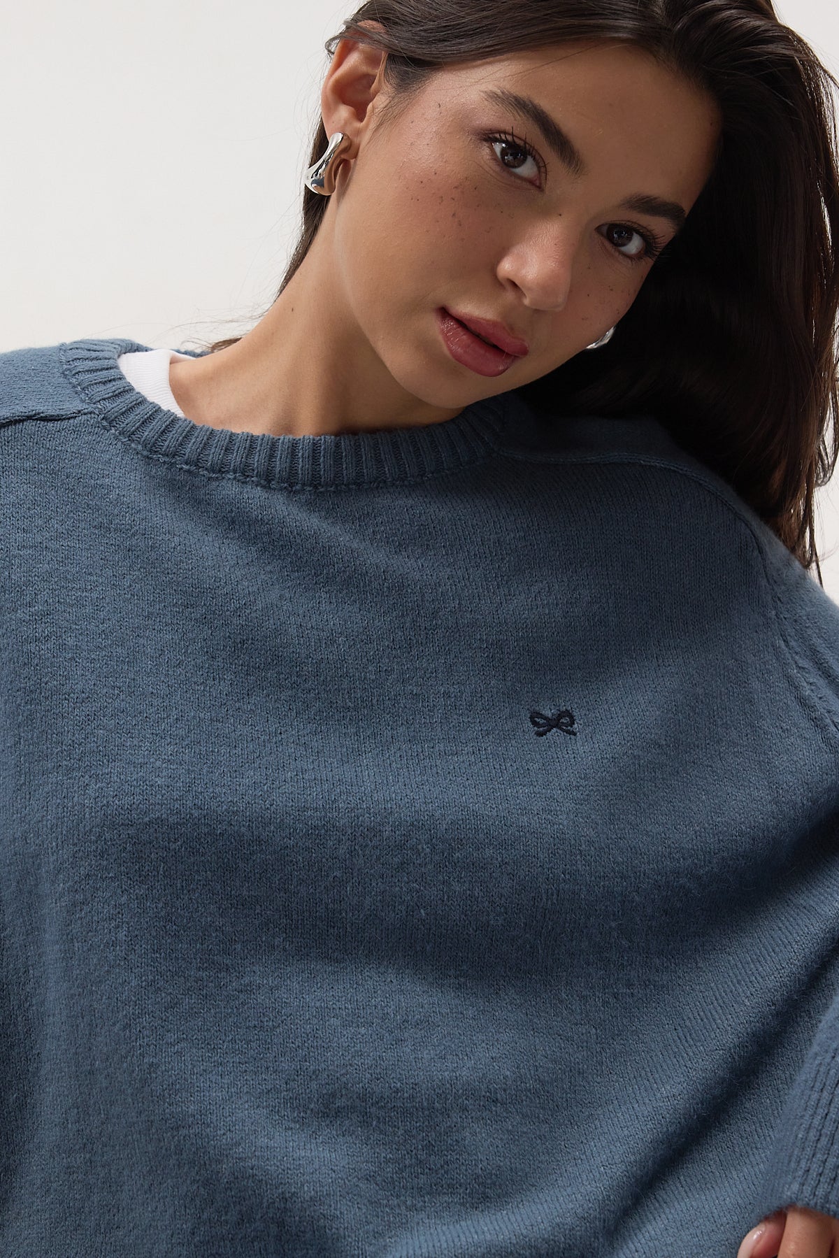 Dark-Blue_Crew-Neck-Embroidered-Knitwear-Sweater-addax