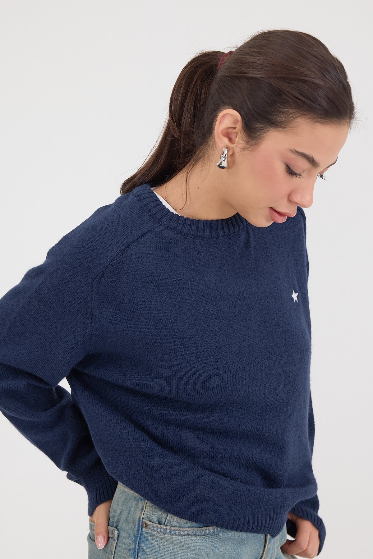 Night-Blue_Crew-Neck-Star-Embroidered-Knitwear-Sweater-addax