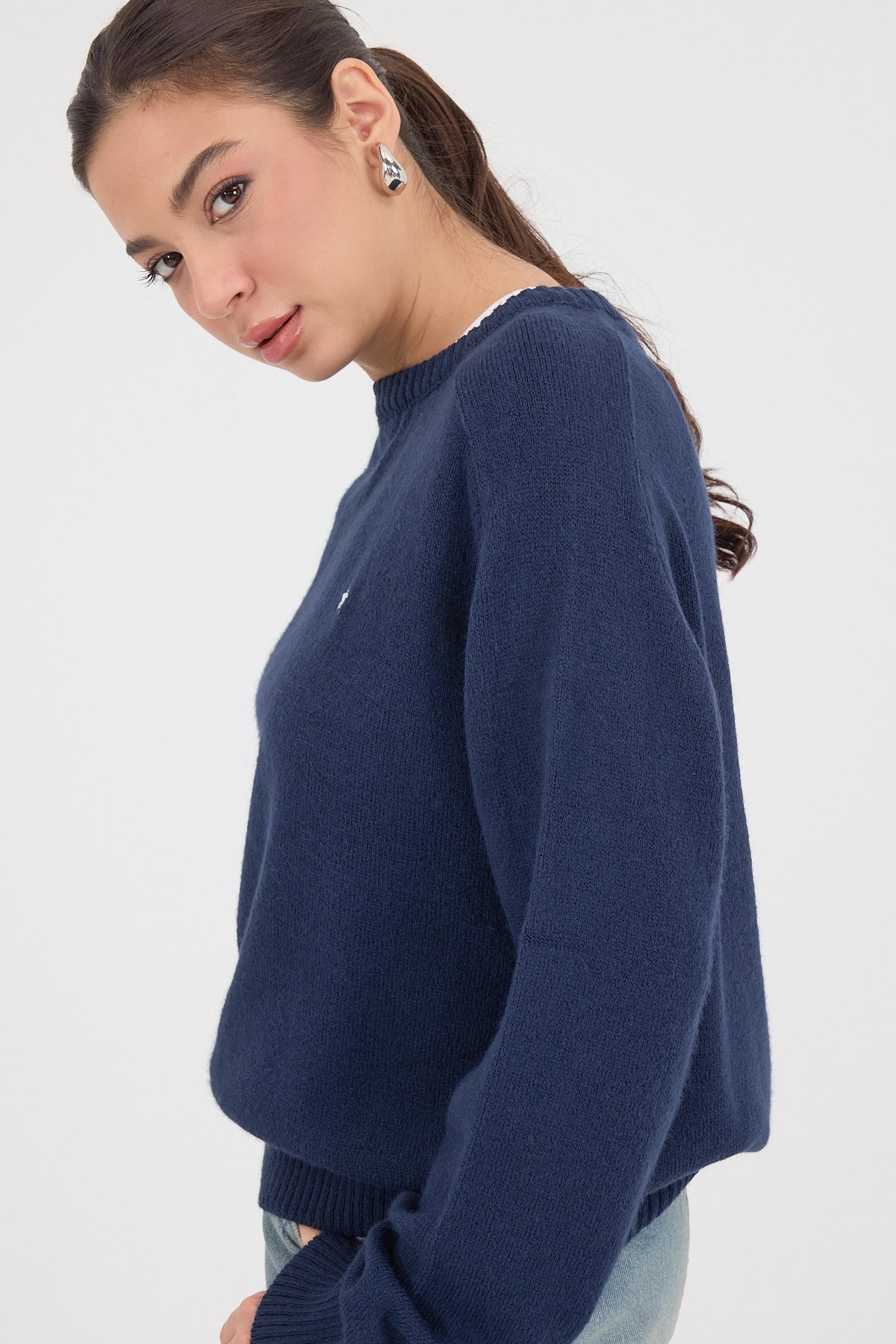 Night-Blue_Crew-Neck-Star-Embroidered-Knitwear-Sweater-addax