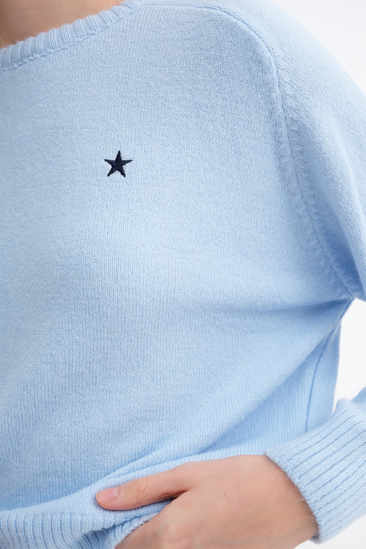 Baby-Blue_Crew-Neck-Star-Embroidered-Knitwear-Sweater-addax