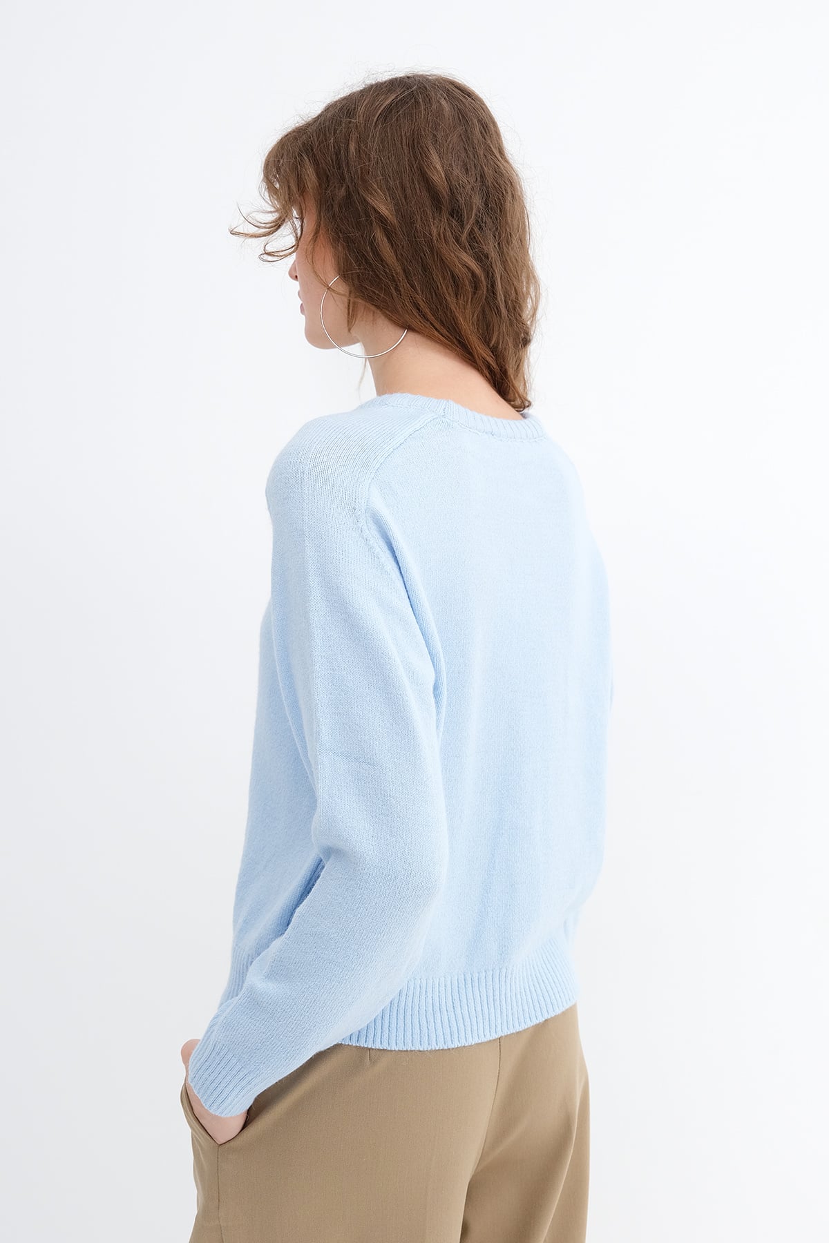 Baby-Blue_Crew-Neck-Star-Embroidered-Knitwear-Sweater-addax