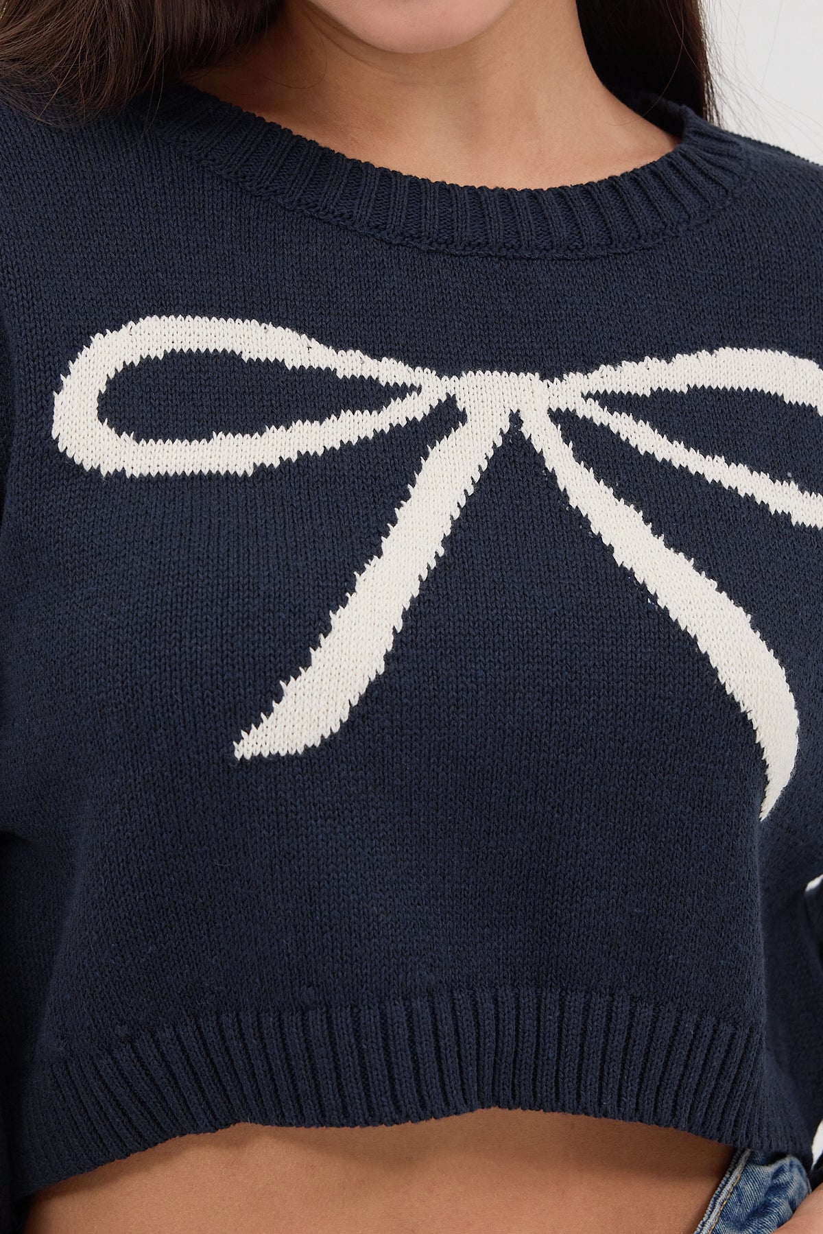Night-Blue_Crew-Neck-Bow-Patterned-Crop-Knitwear-Sweater-addax