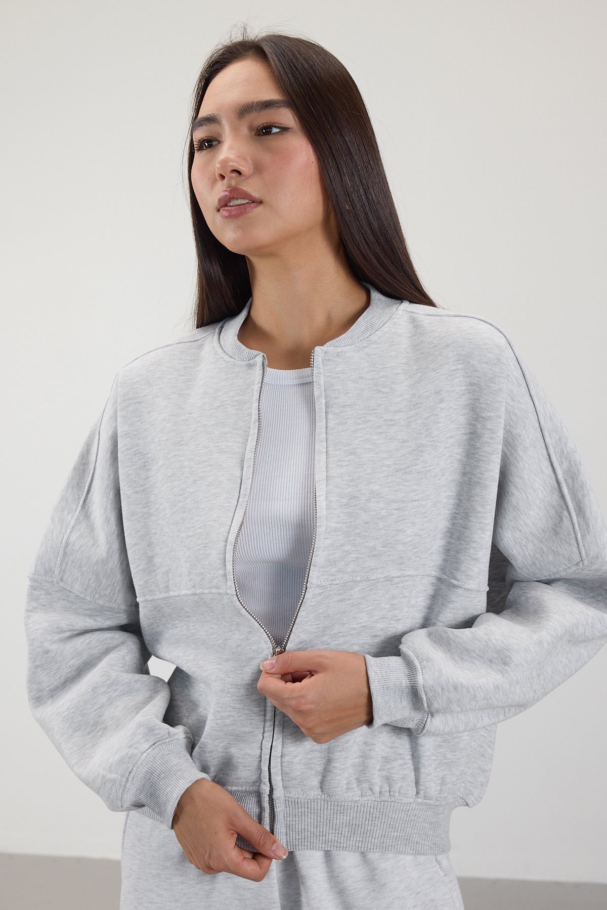 Grey-Melange_Zippered-Ribbon-Sweatshirt-addax