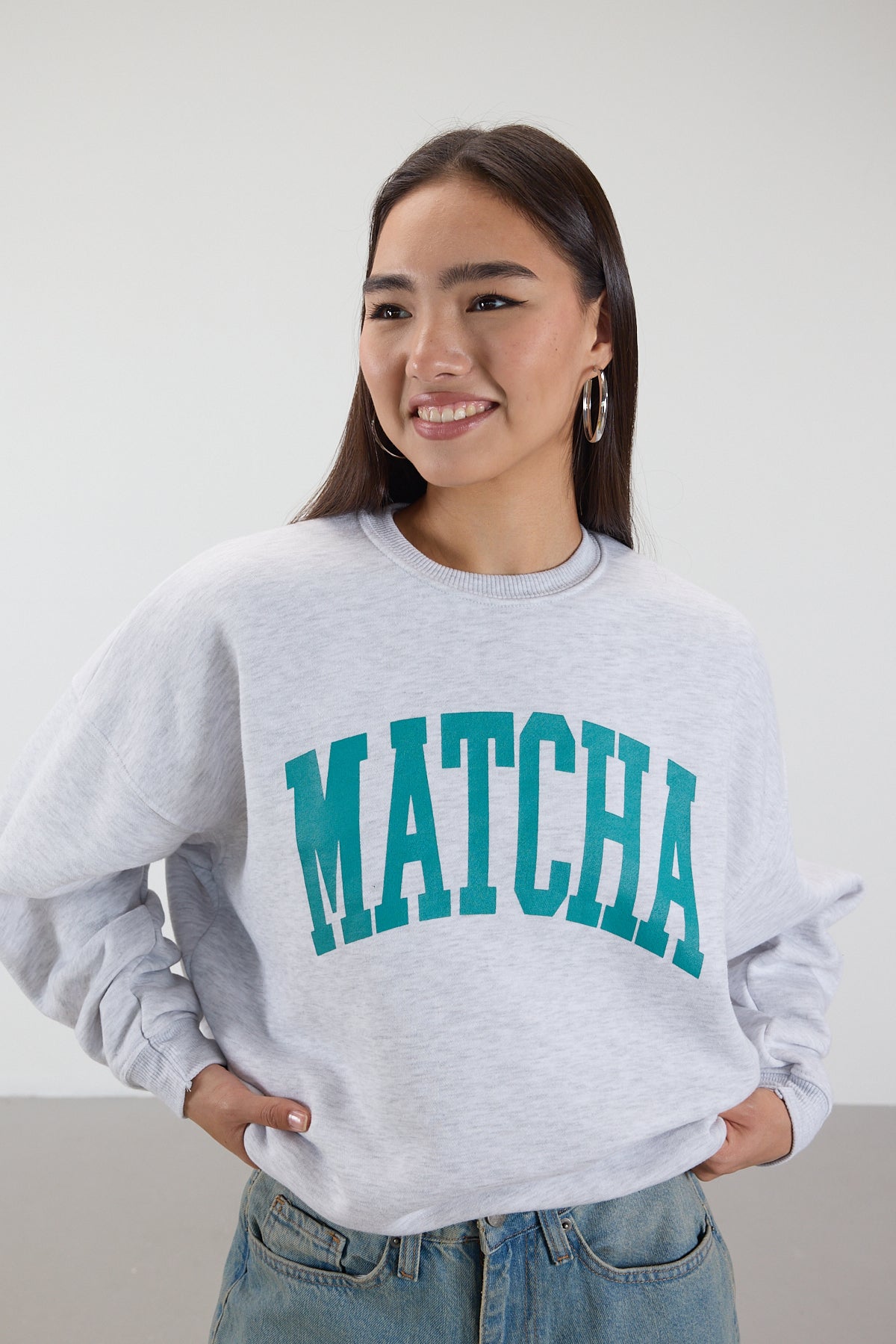 Snow-Melange_“MATCHA”-Printed-Brushed-Sweatshirt-addax