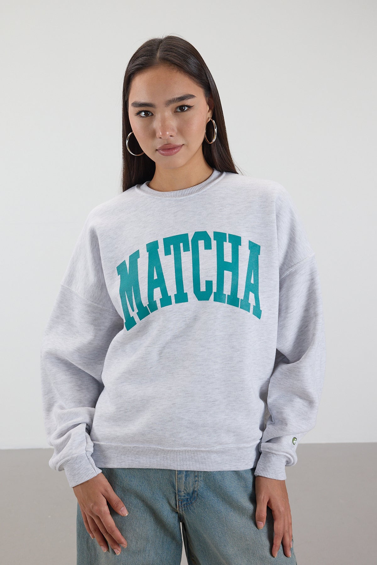 Snow-Melange_“MATCHA”-Printed-Brushed-Sweatshirt-addax