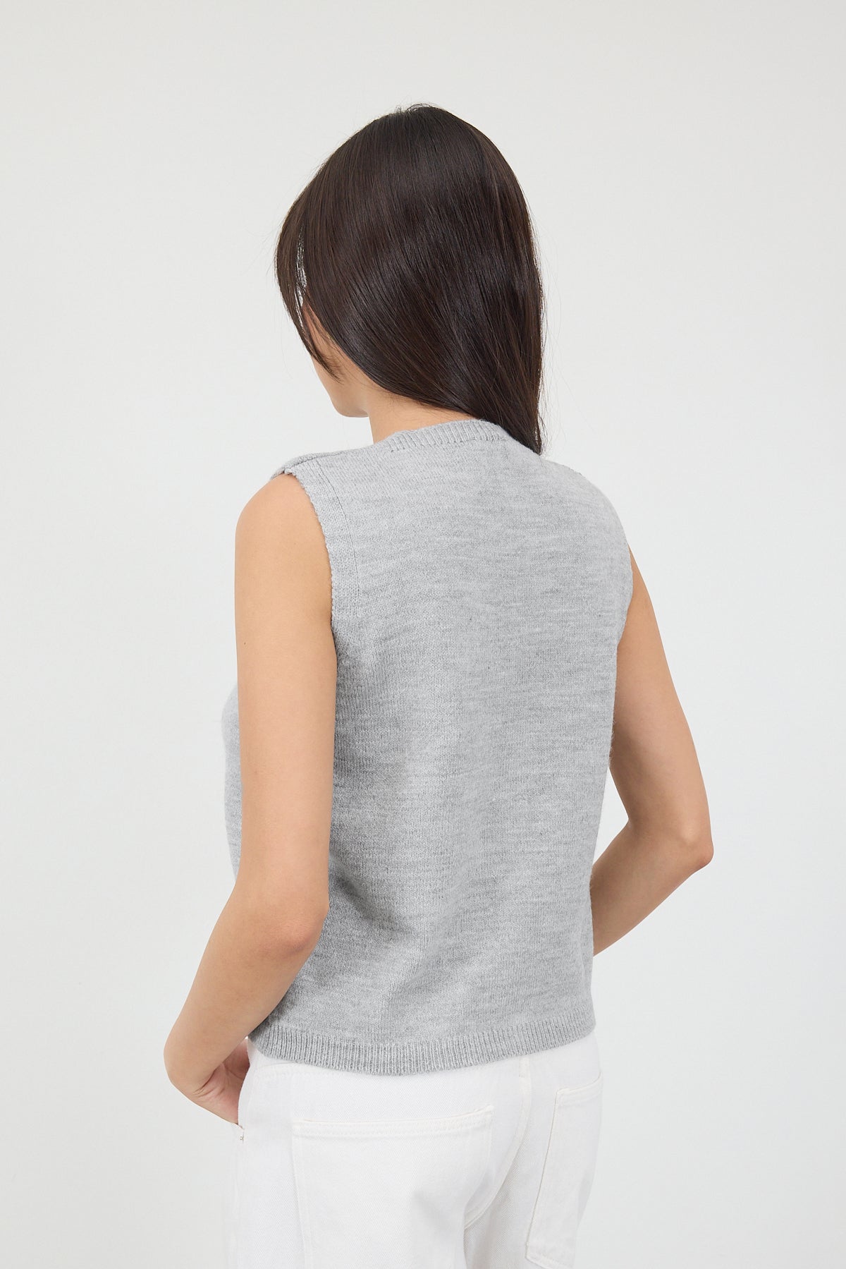 Grey_V-Neck-Buttoned-Knitwear-Sweater-addax