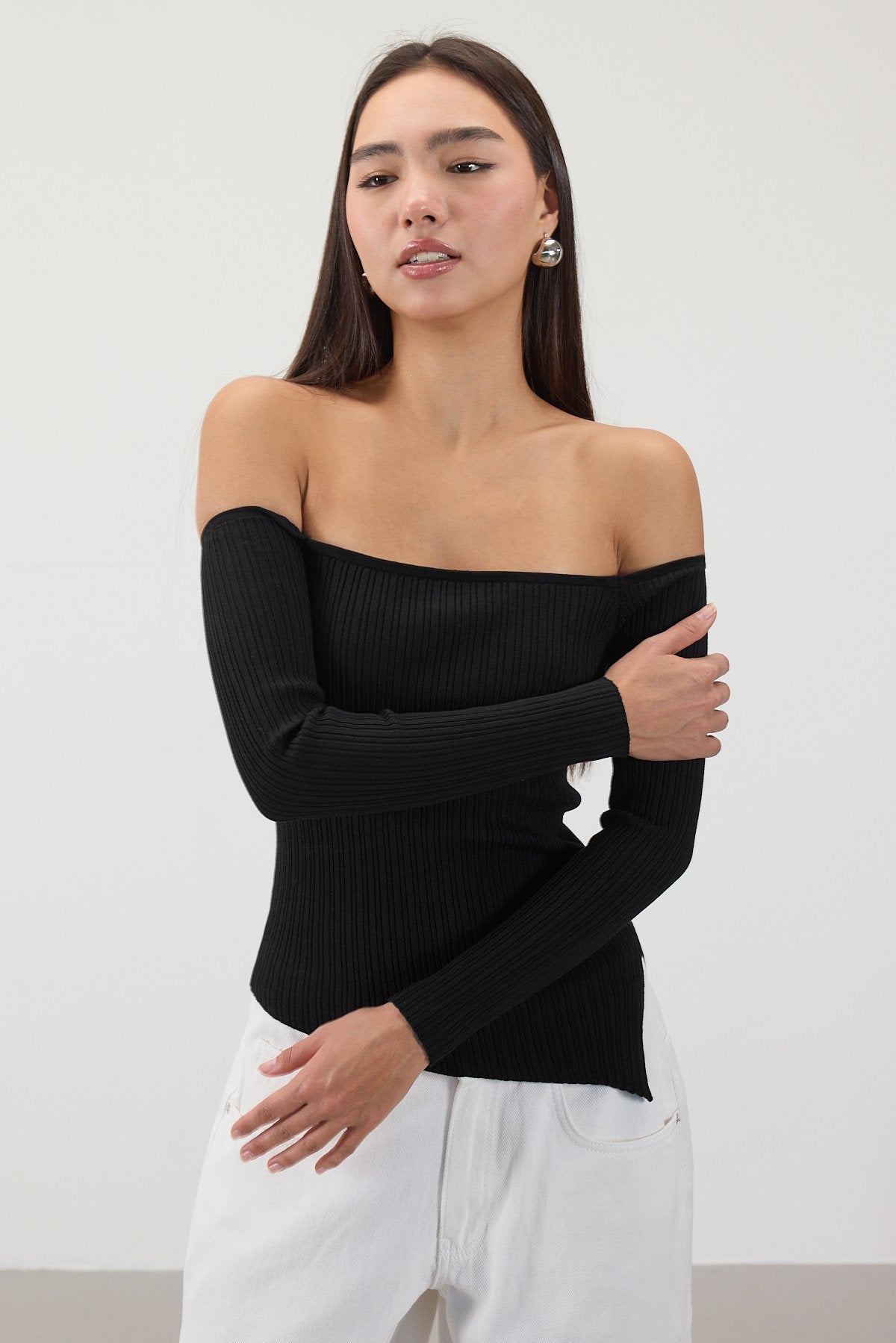 Black_Asymmetrical-Knit-Top-addax