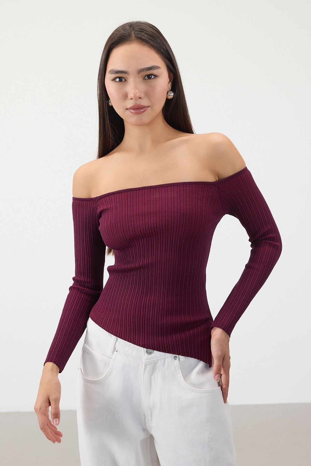 Gardenia_Asymmetrical-Knit-Top-addax