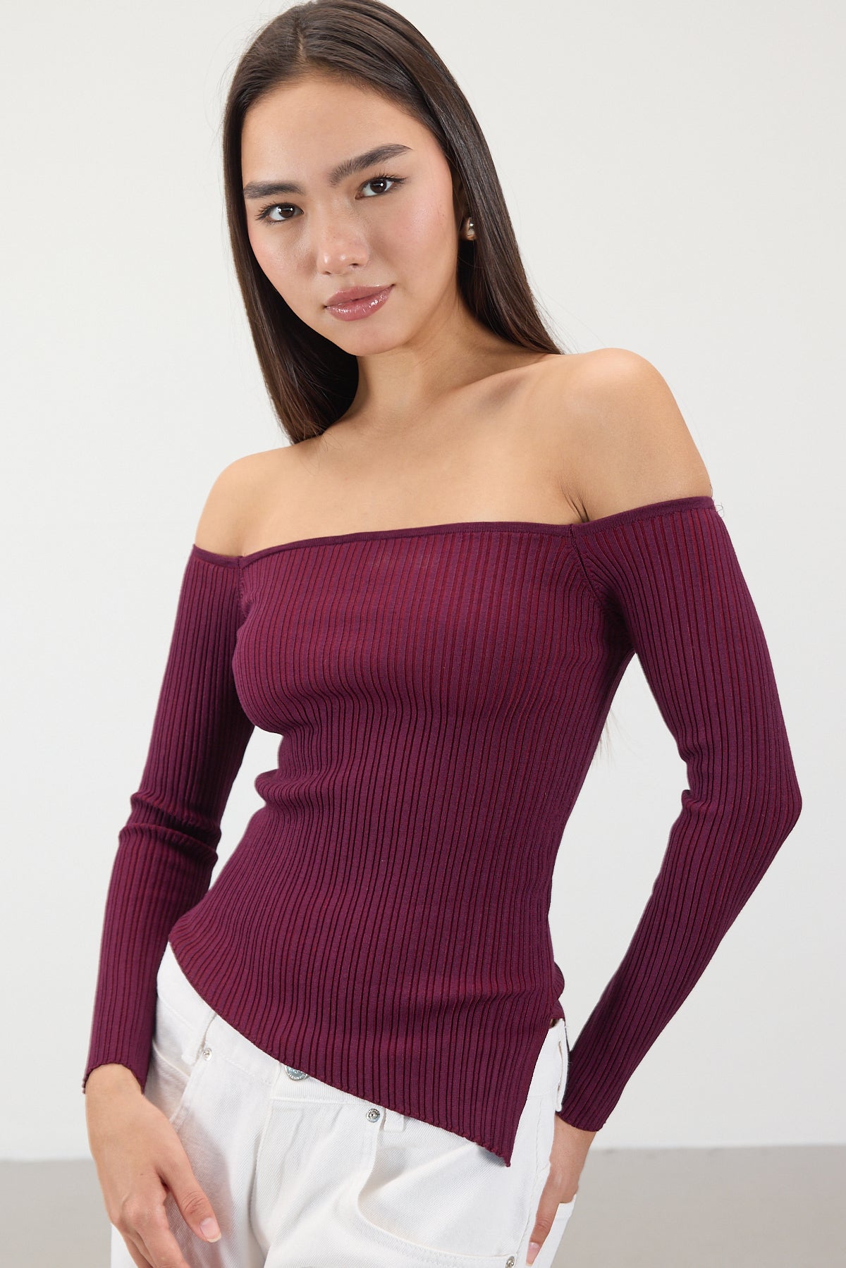 Gardenia_Asymmetrical-Knit-Top-addax