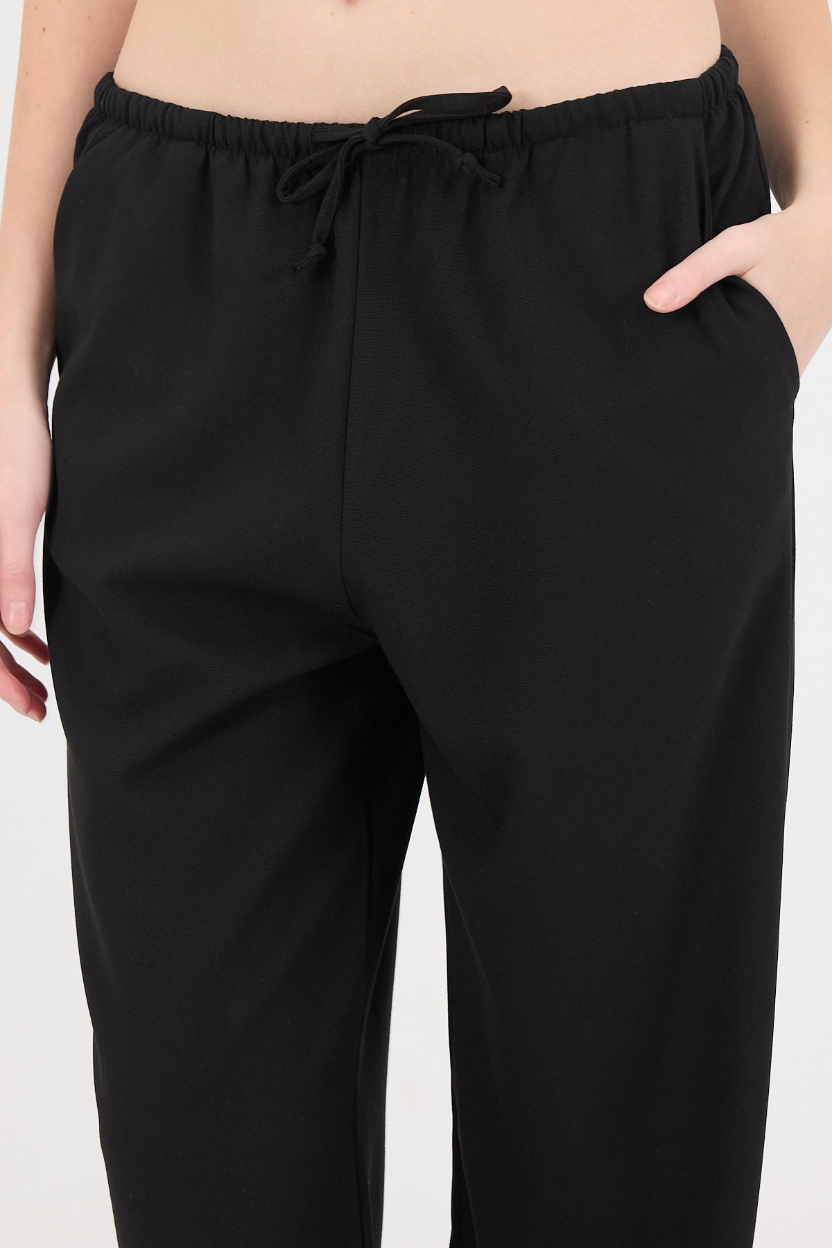 Black_Elastic-Waist-Front-Tie-Wide-Leg-Pants-addax