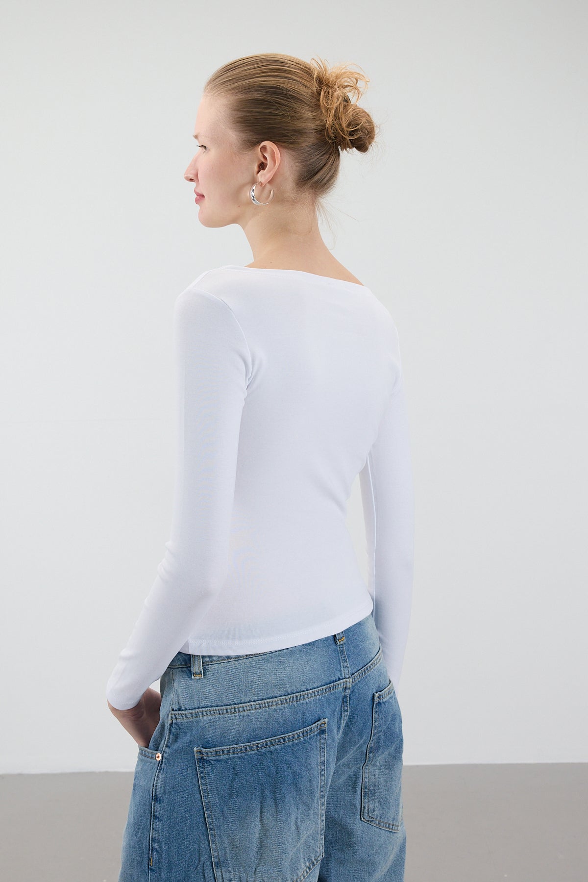 White_Long-Sleeve-Basic-Top-addax