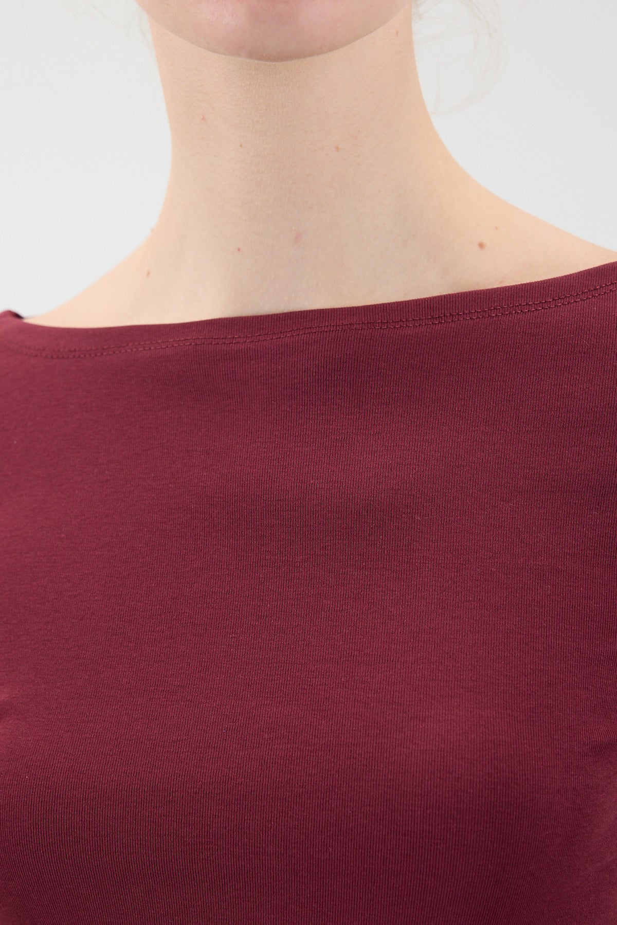 Burgundy_Long-Sleeve-Basic-Top-addax