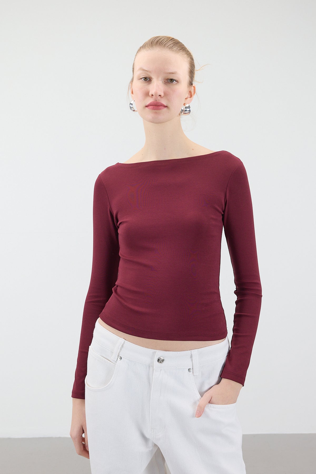 Burgundy_Long-Sleeve-Basic-Top-addax