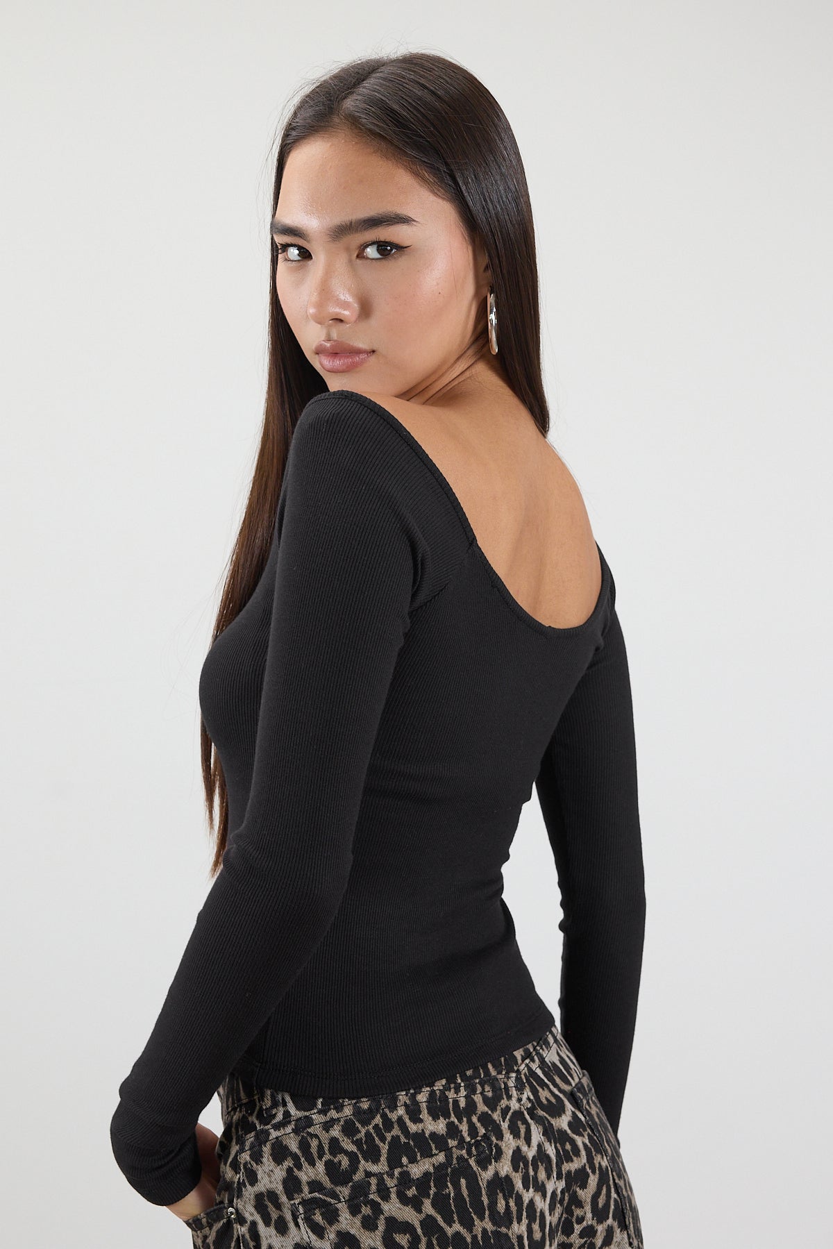 Black_Long-Sleeve-Modal-Top-addax