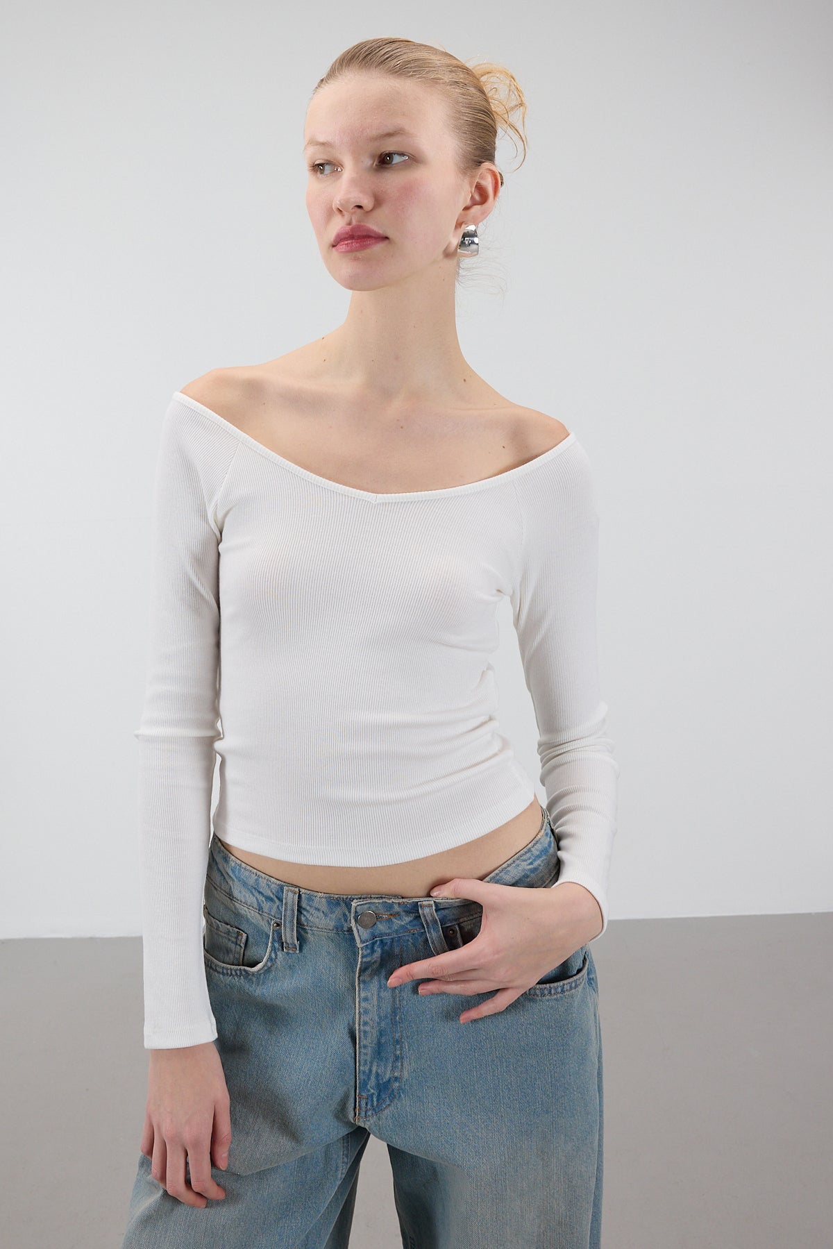 Ecru_Long-Sleeve-Modal-Top-addax