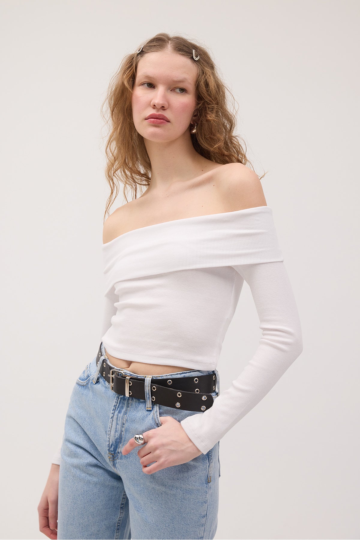 White_Madonna-Collar-Blouse-addax