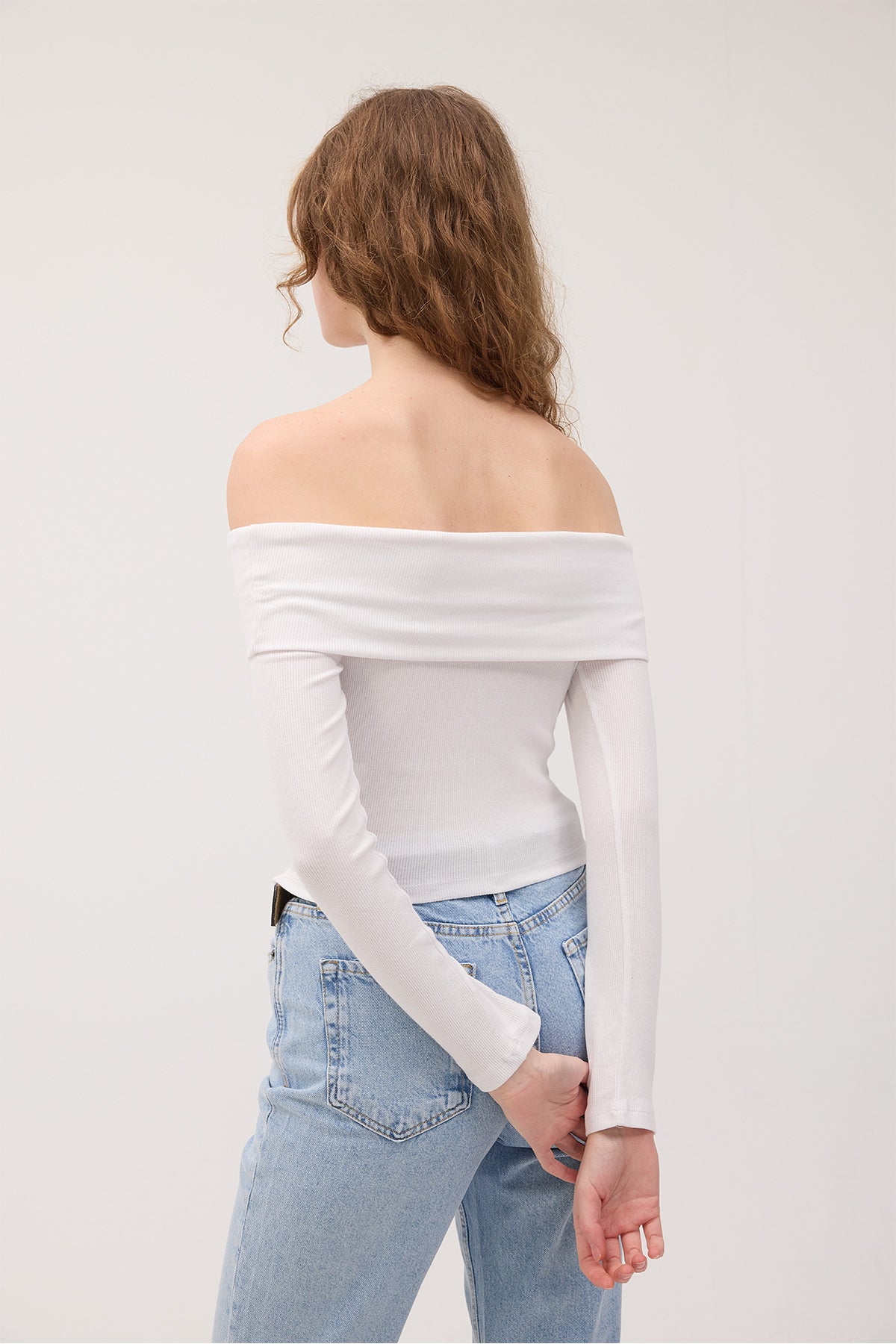 White_Madonna-Collar-Blouse-addax