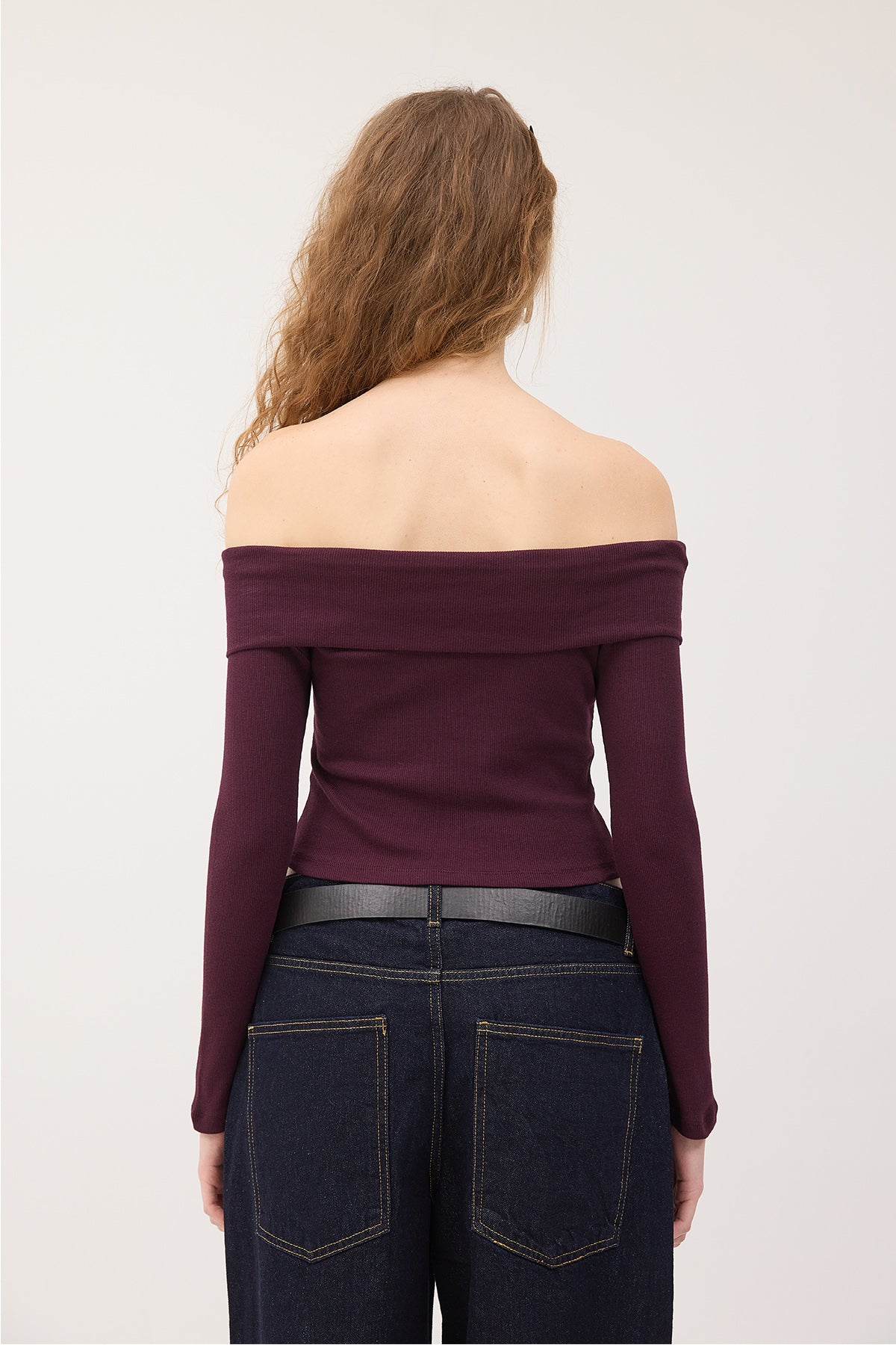 Gardenia_Madonna-Collar-Blouse-addax