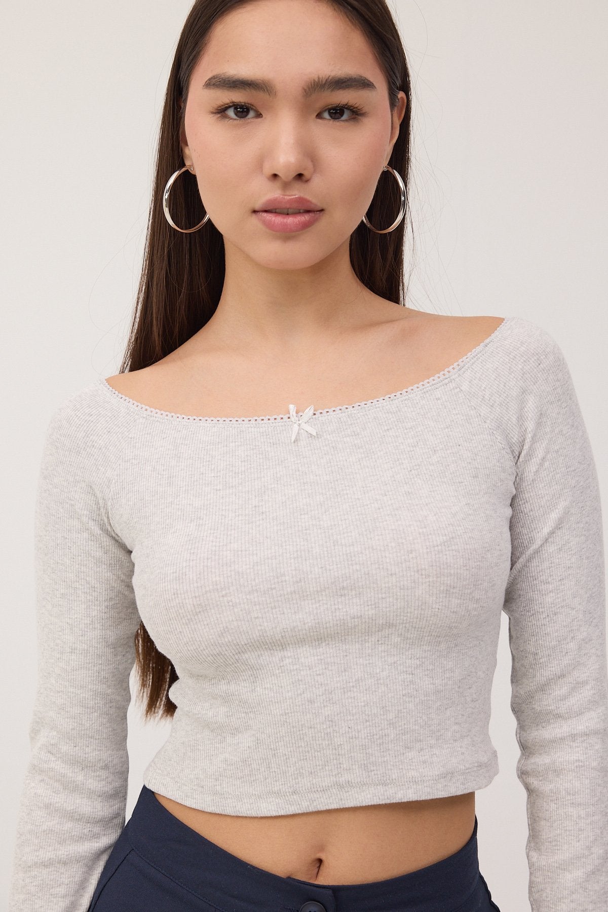 Snow-Melange_Boat-Neck-Long-Sleeve-Crop-Blouse-addax