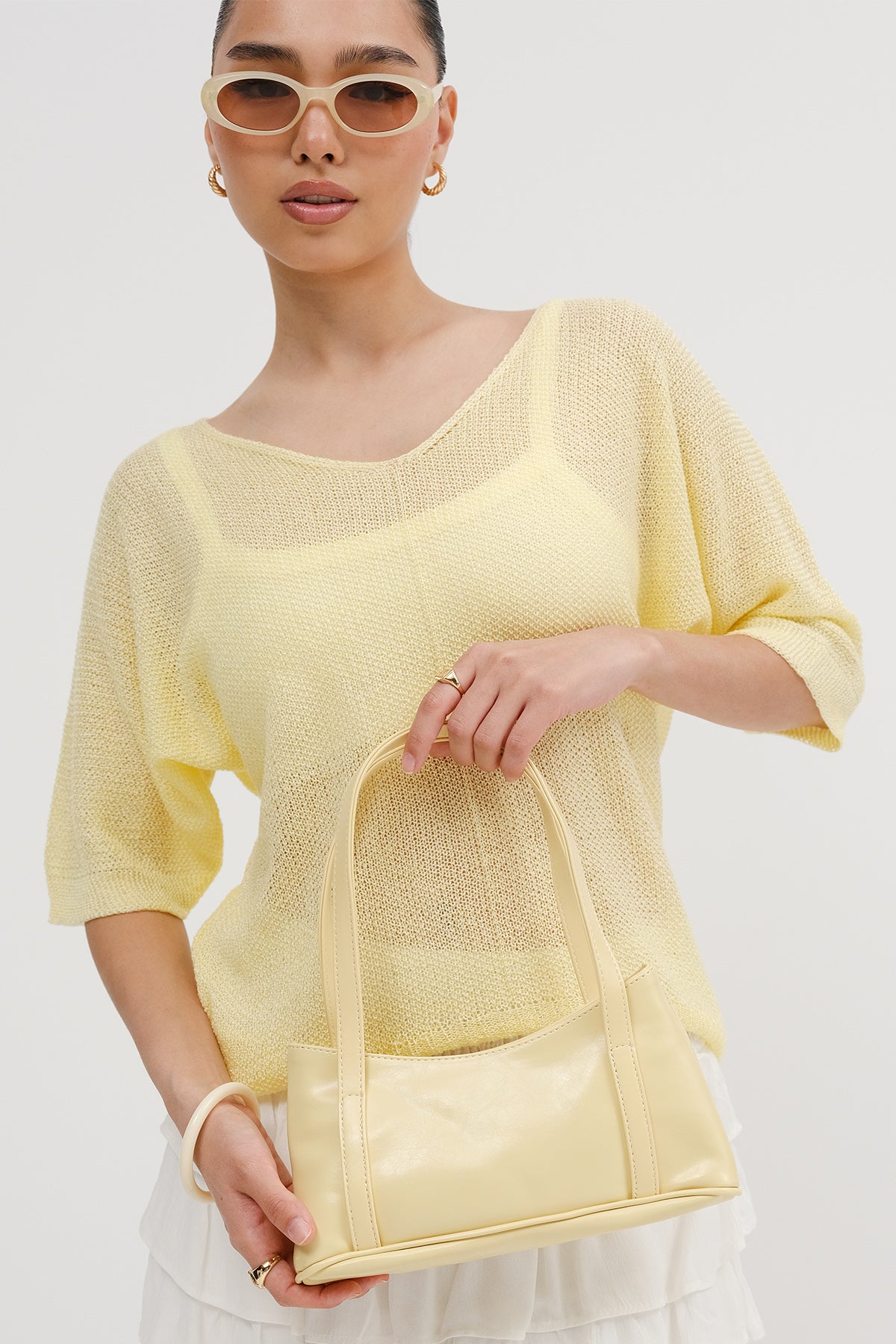 Yellow_Faux-Leather-Hand-And-Shoulder-addax