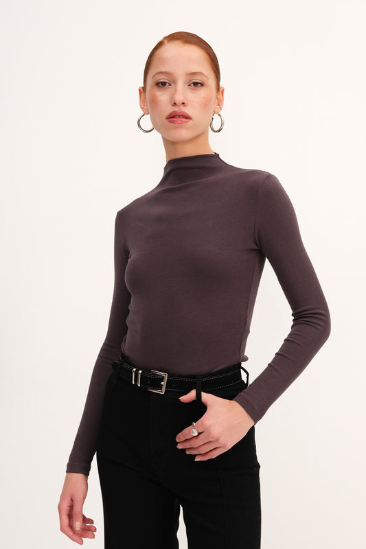 Soft-Brown_Long-Sleeve-Basic-Blouse-addax
