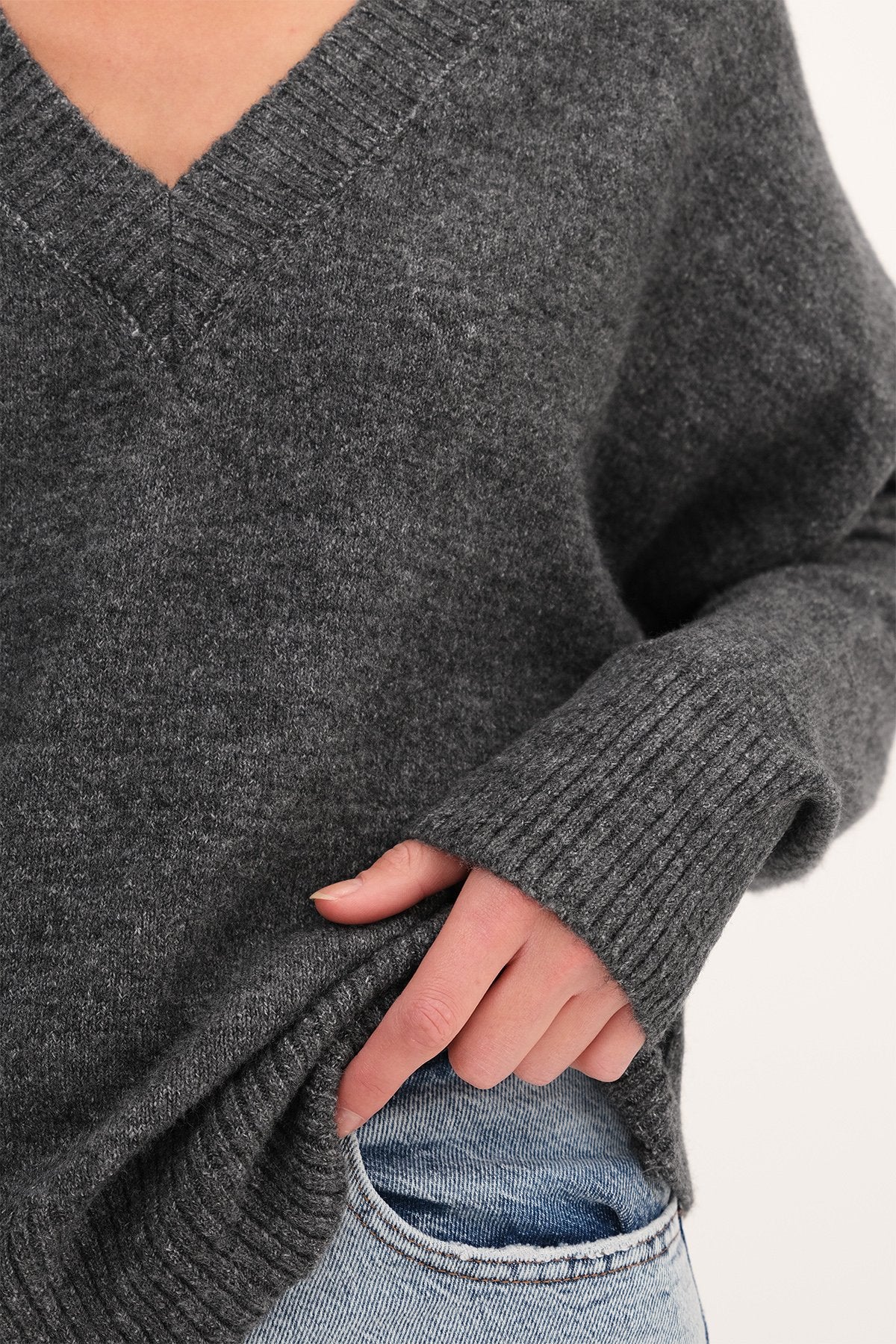 Charcoal_V-Neck-Long-Sleeve-Knitwear-Sweater-addax