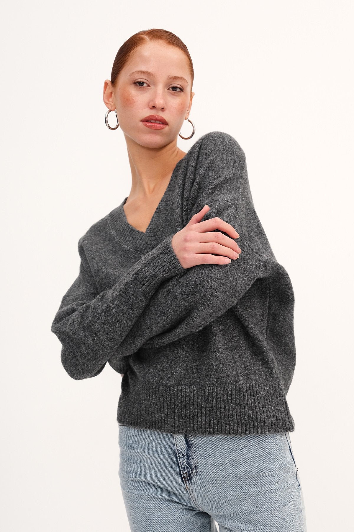 Charcoal_V-Neck-Long-Sleeve-Knitwear-Sweater-addax