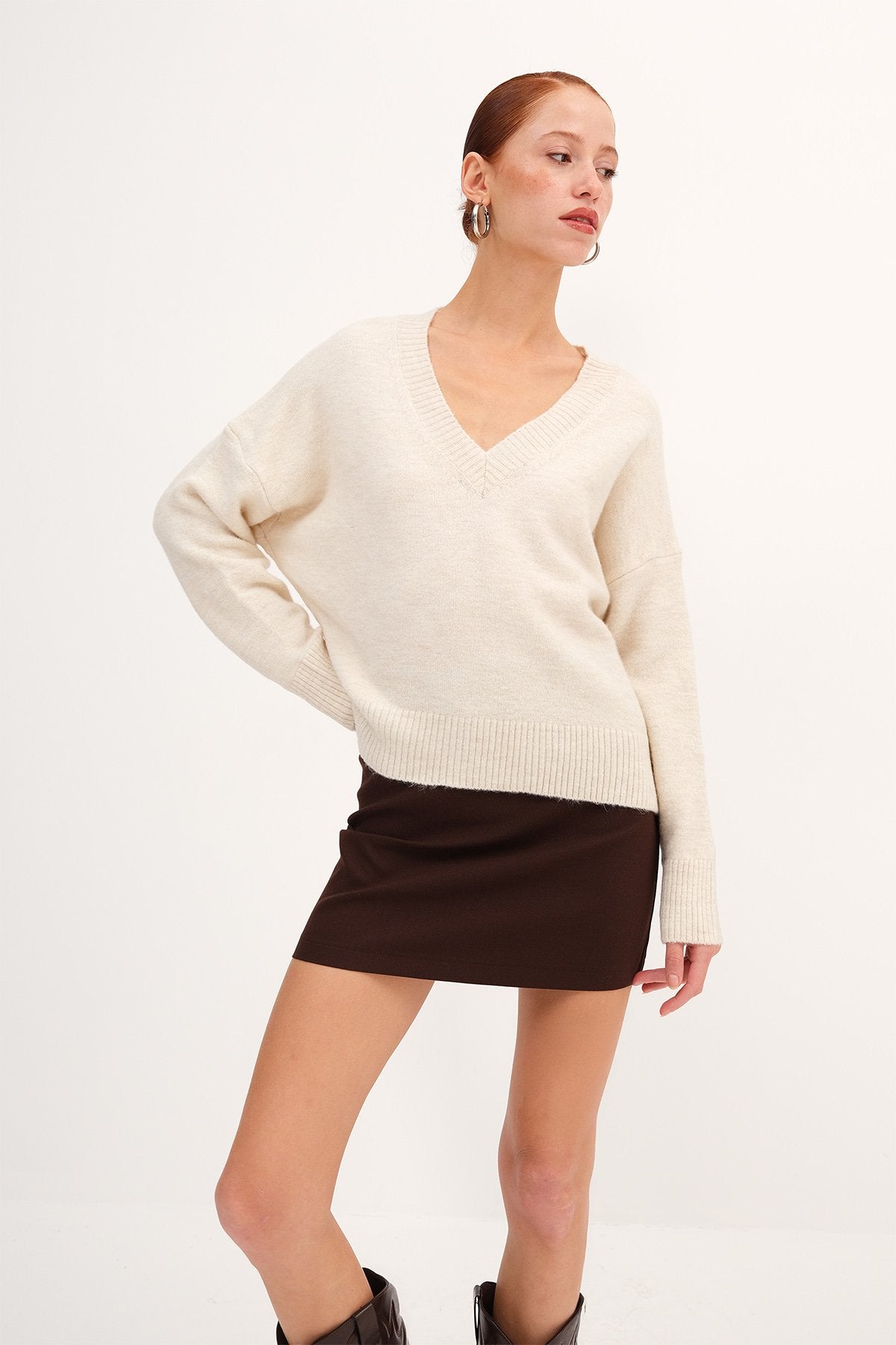 Beige_V-Neck-Long-Sleeve-Knitwear-Sweater-addax
