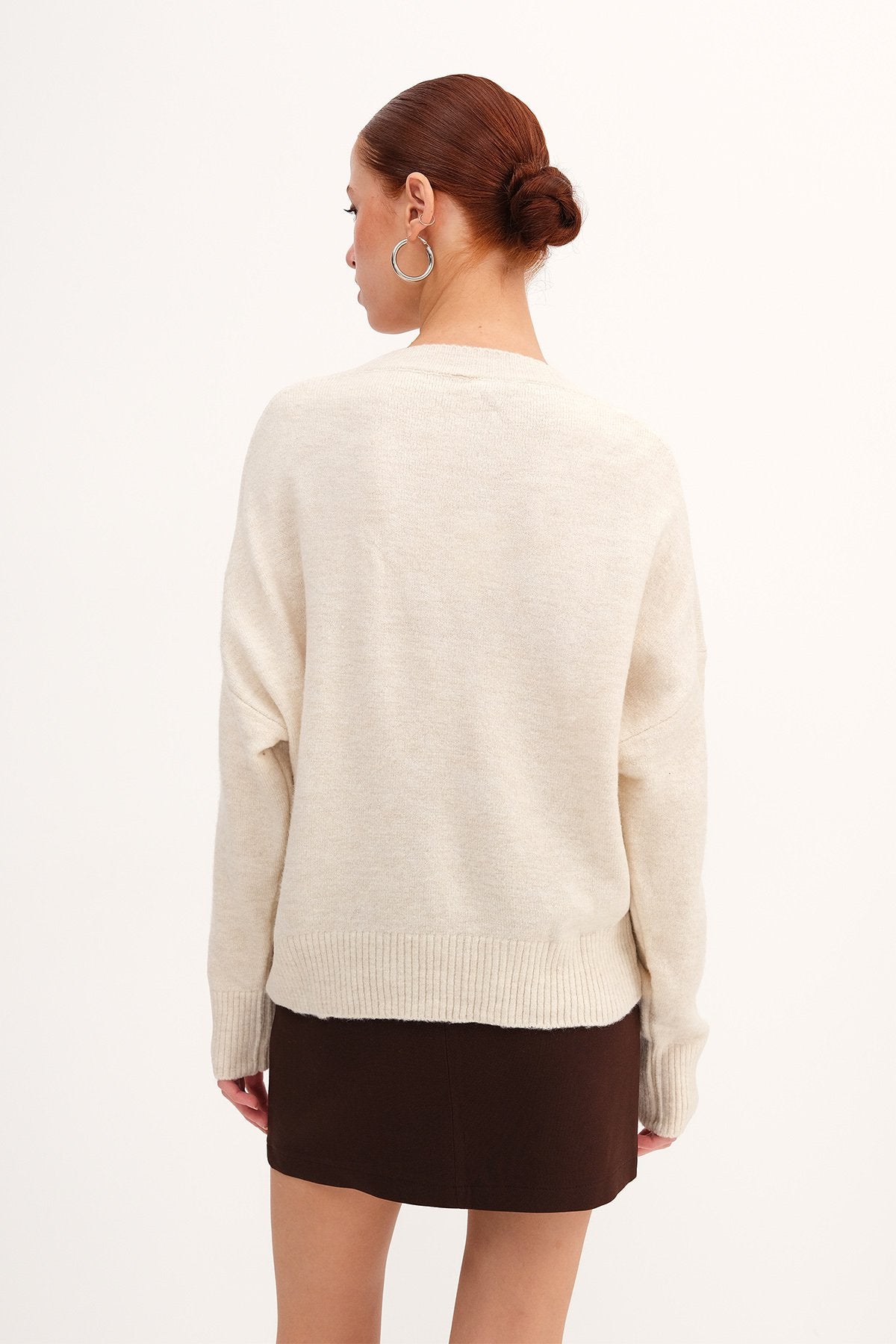 Beige_V-Neck-Long-Sleeve-Knitwear-Sweater-addax
