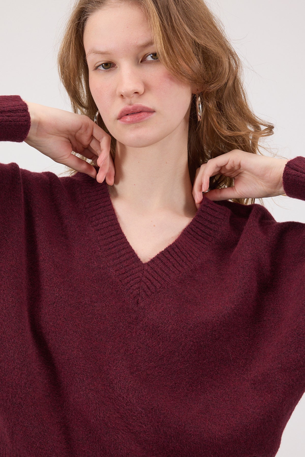 Light-Burgundy_V-Neck-Long-Sleeve-Knitwear-Sweater-addax