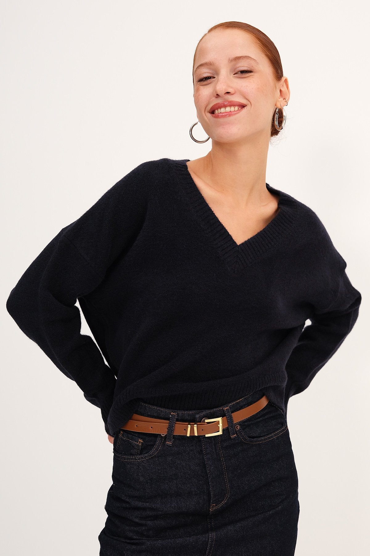 Ocean_V-Neck-Long-Sleeve-Knitwear-Sweater-addax