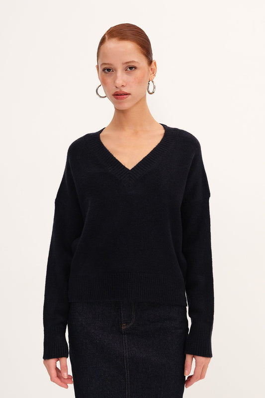 Ocean_V-Neck-Long-Sleeve-Knitwear-Sweater-addax
