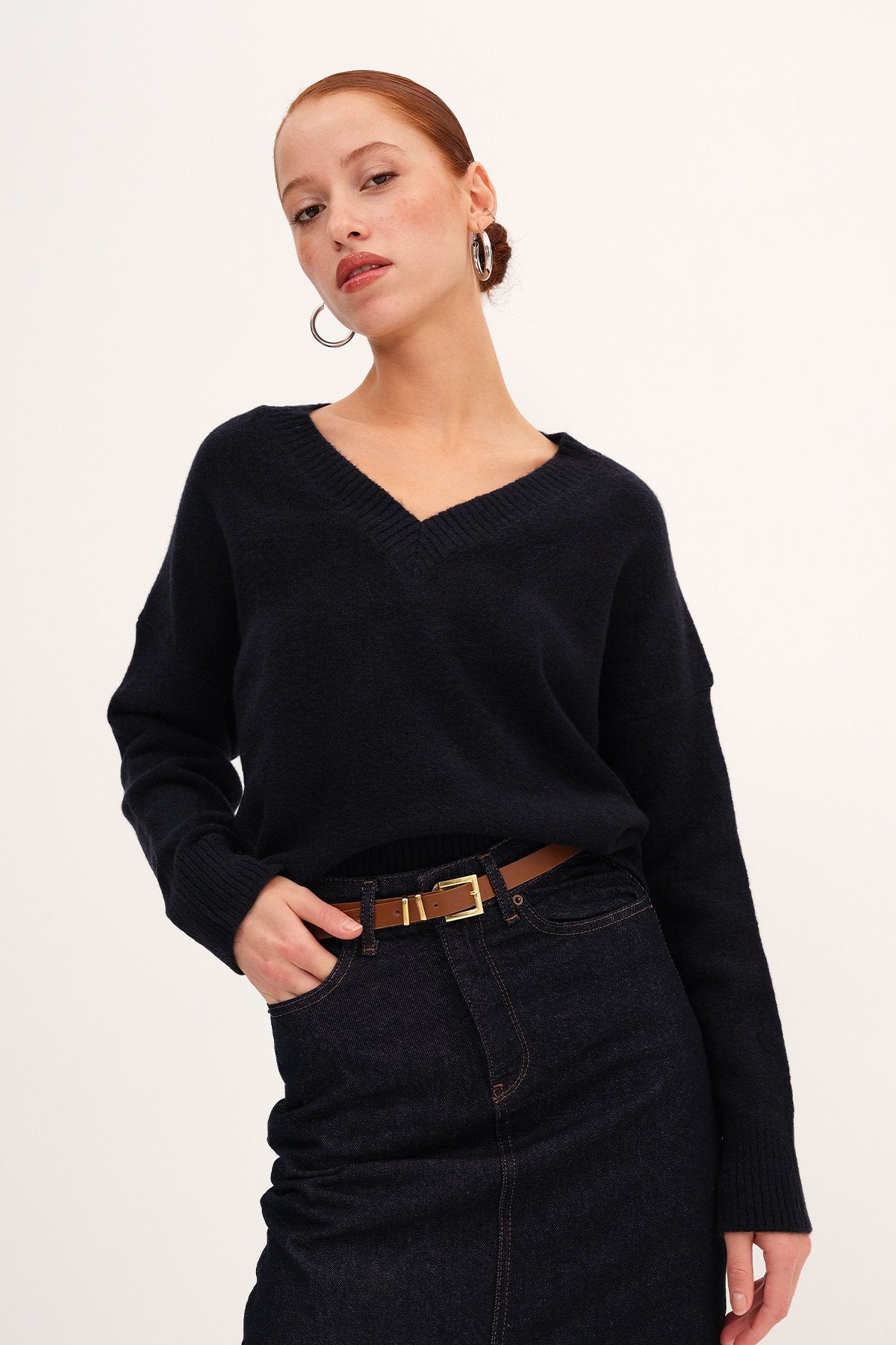 Ocean_V-Neck-Long-Sleeve-Knitwear-Sweater-addax