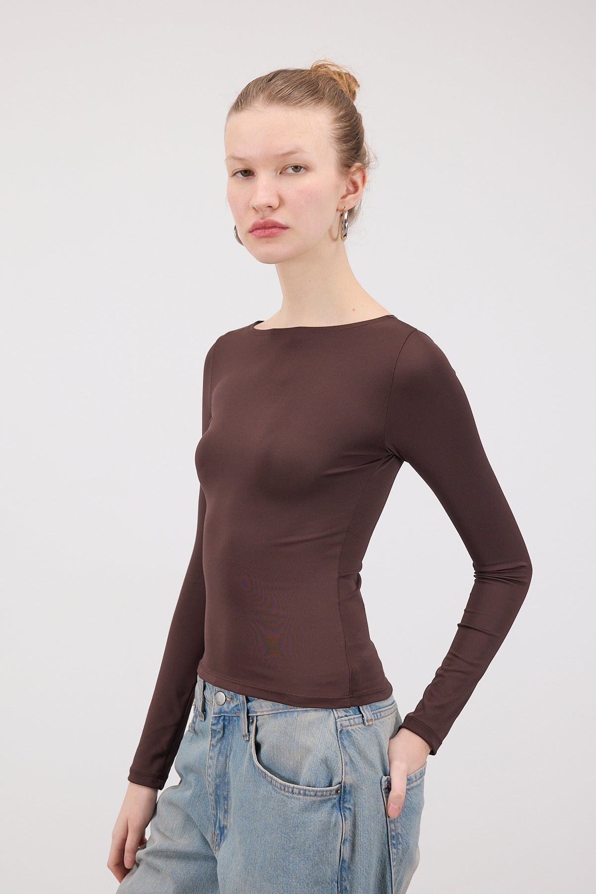 Tortilla-Brown_Crew-Neck-Long-Sleeve-Basic-Top-addax