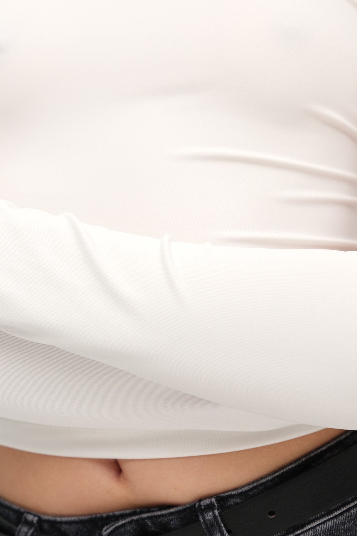 Ecru_Crew-Neck-Long-Sleeve-Basic-Top-addax