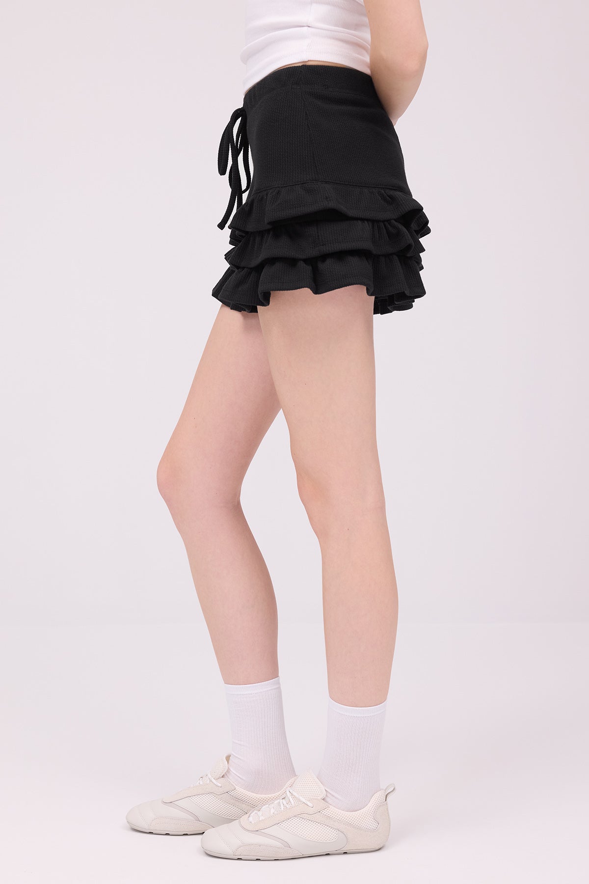 Black_Ruffle-Mini-Skirt-addax