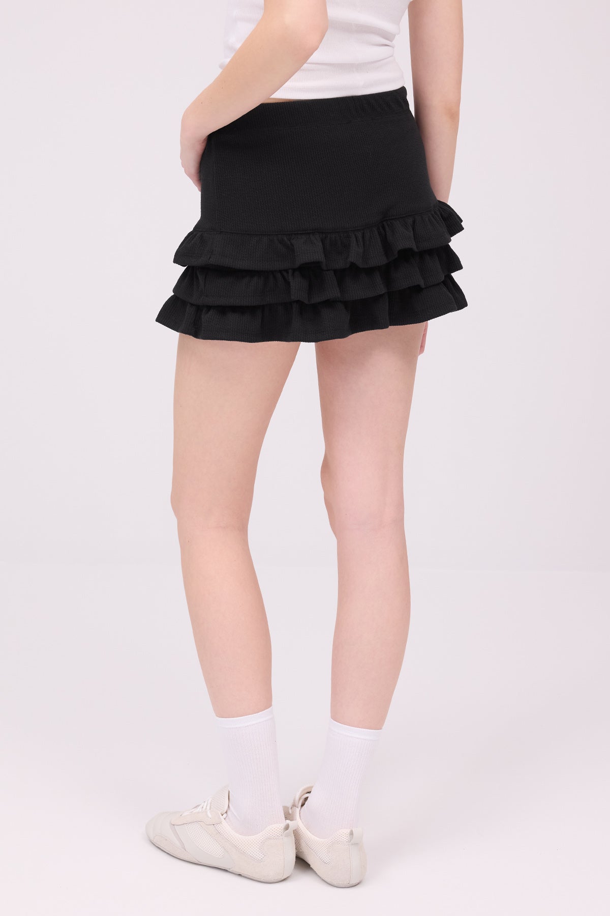 Black_Ruffle-Mini-Skirt-addax