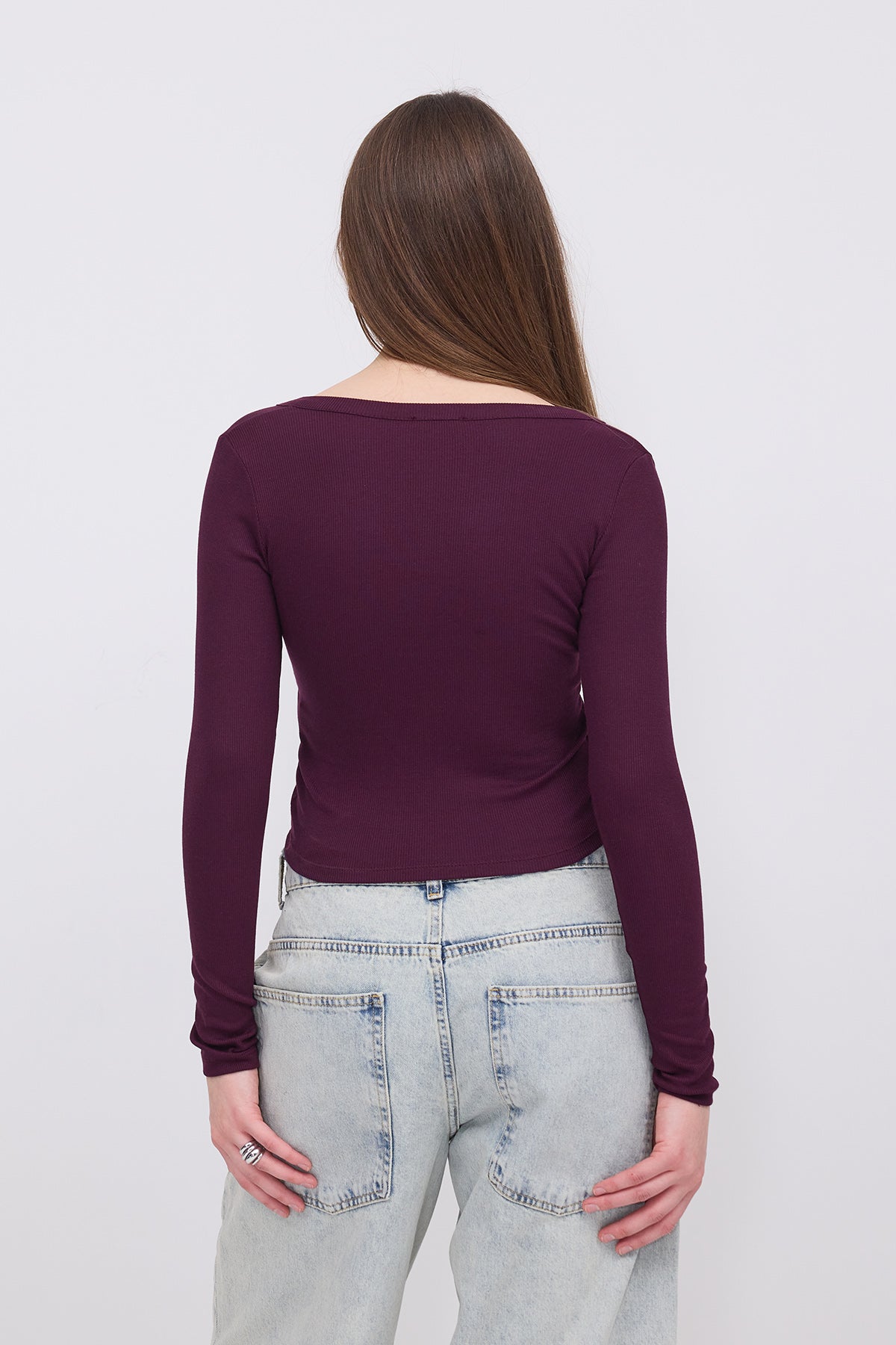 Gardenia_Modal-T-shirt-with-Snap-Collar-addax